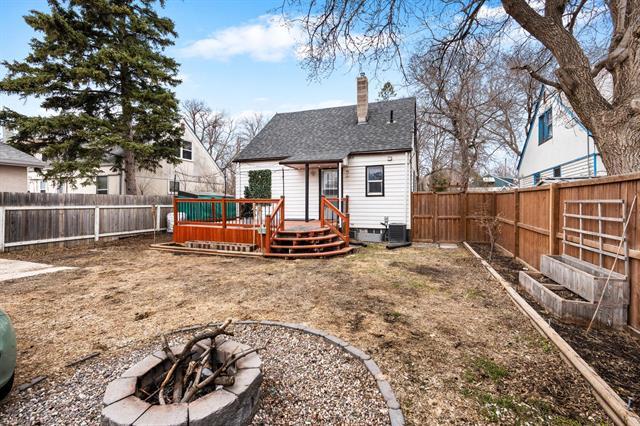 









938


Talbot

AVE,
Winnipeg,




MB
R2L 0T2

