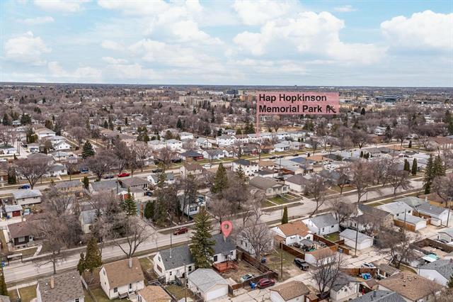 









938


Talbot

AVE,
Winnipeg,




MB
R2L 0T2

