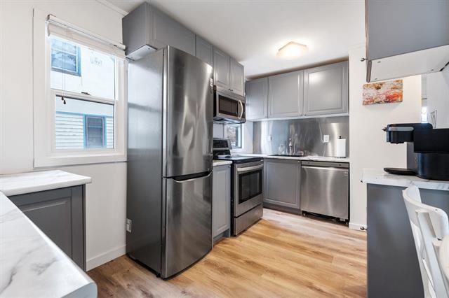 









938


Talbot

AVE,
Winnipeg,




MB
R2L 0T2

