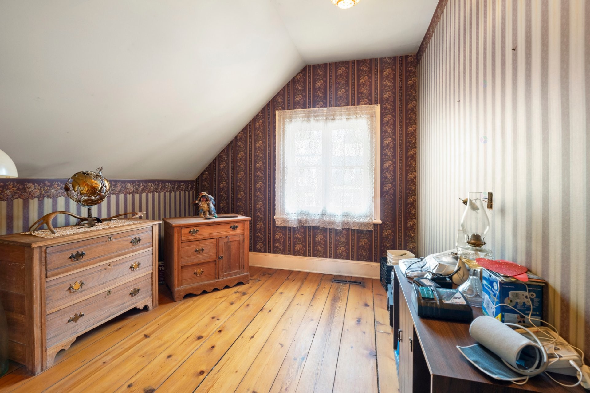 









630Z


Rue de New Glasgow

,
Sainte-Sophie,




QC
J5J2V7

