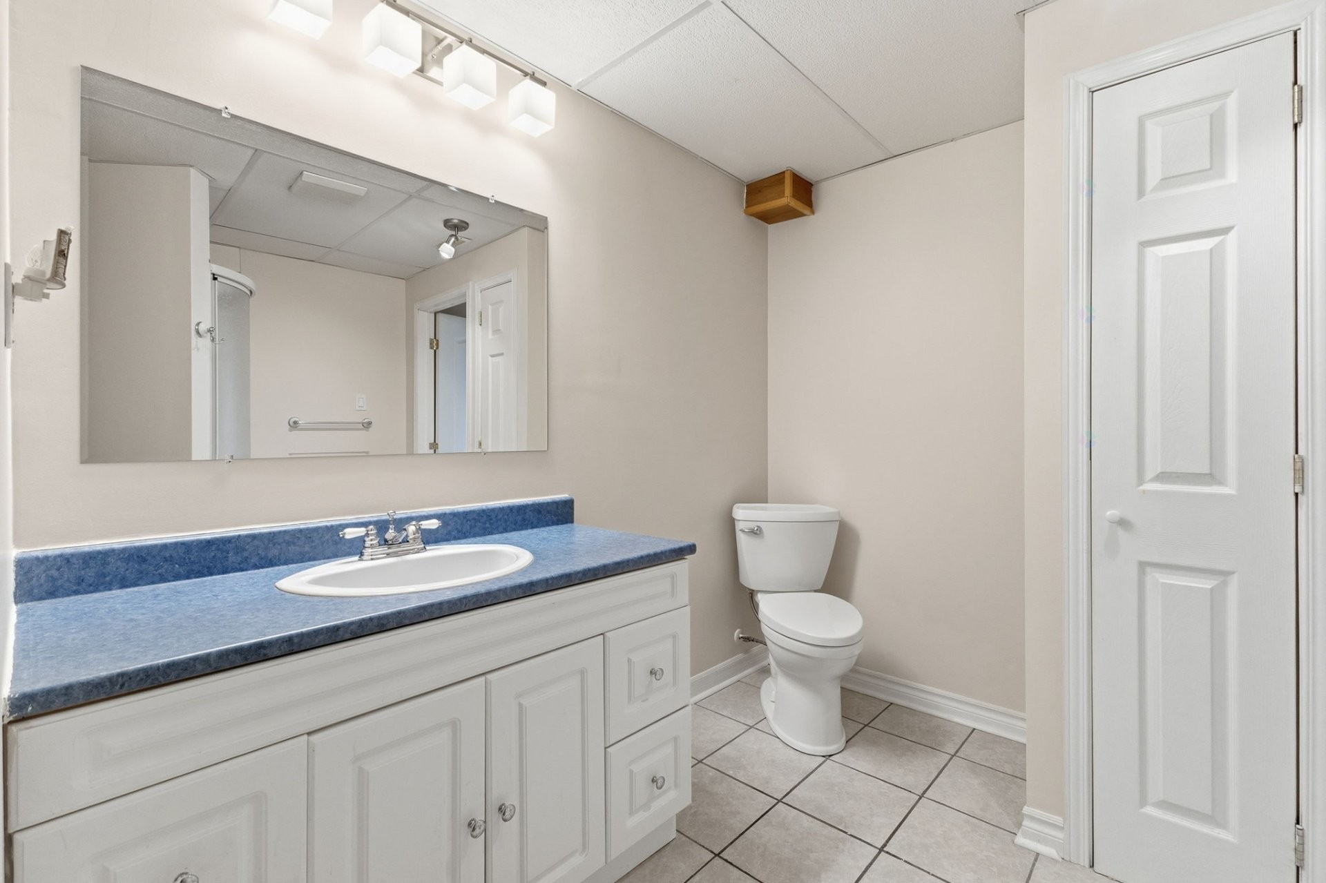









60


Rue Norval-Jones

,
Gatineau (Aylmer),




QC
J9H7H3

