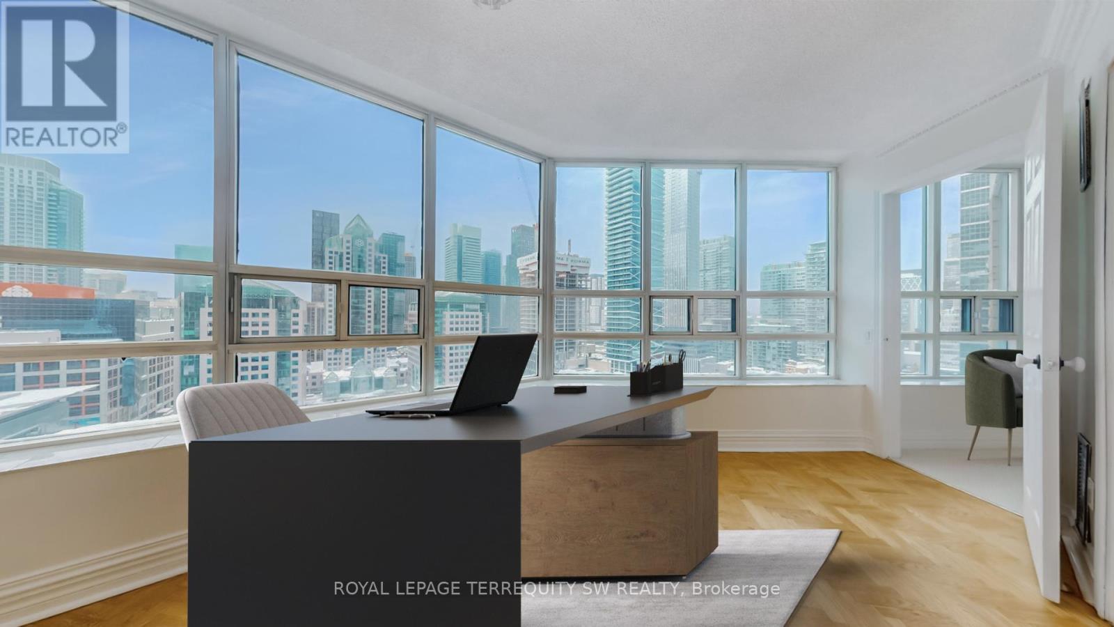 












2001 - 71 SIMCOE STREET

,
Toronto,




Ontario
M5J2S9

