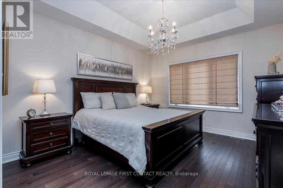 












222 RIDGE WAY

,
New Tecumseth,




Ontario
L9R0H2


