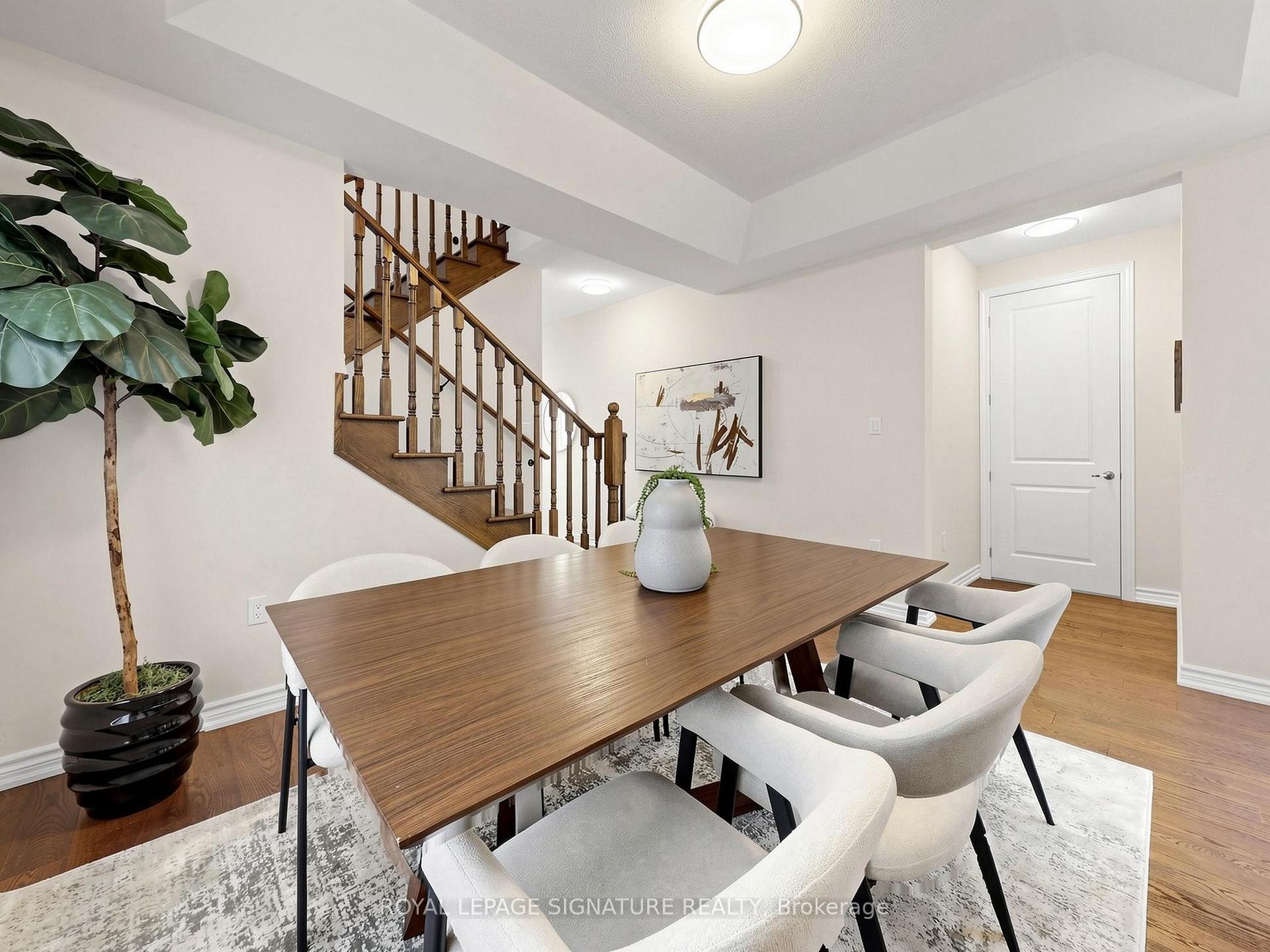 









7


Kingknoll

Crescent,
Georgina,




ON
L4P 0H6

