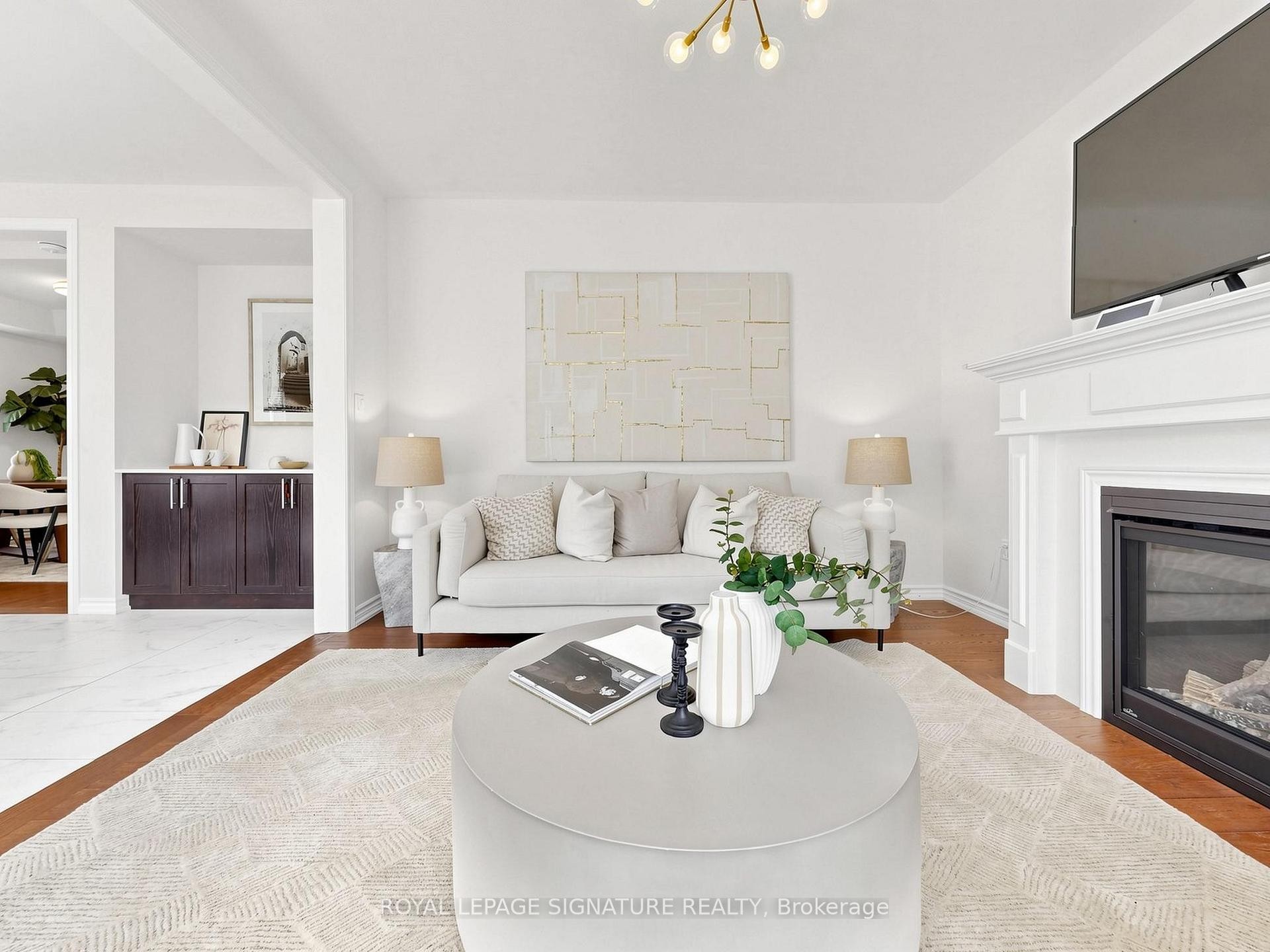 









7


Kingknoll

Crescent,
Georgina,




ON
L4P 0H6

