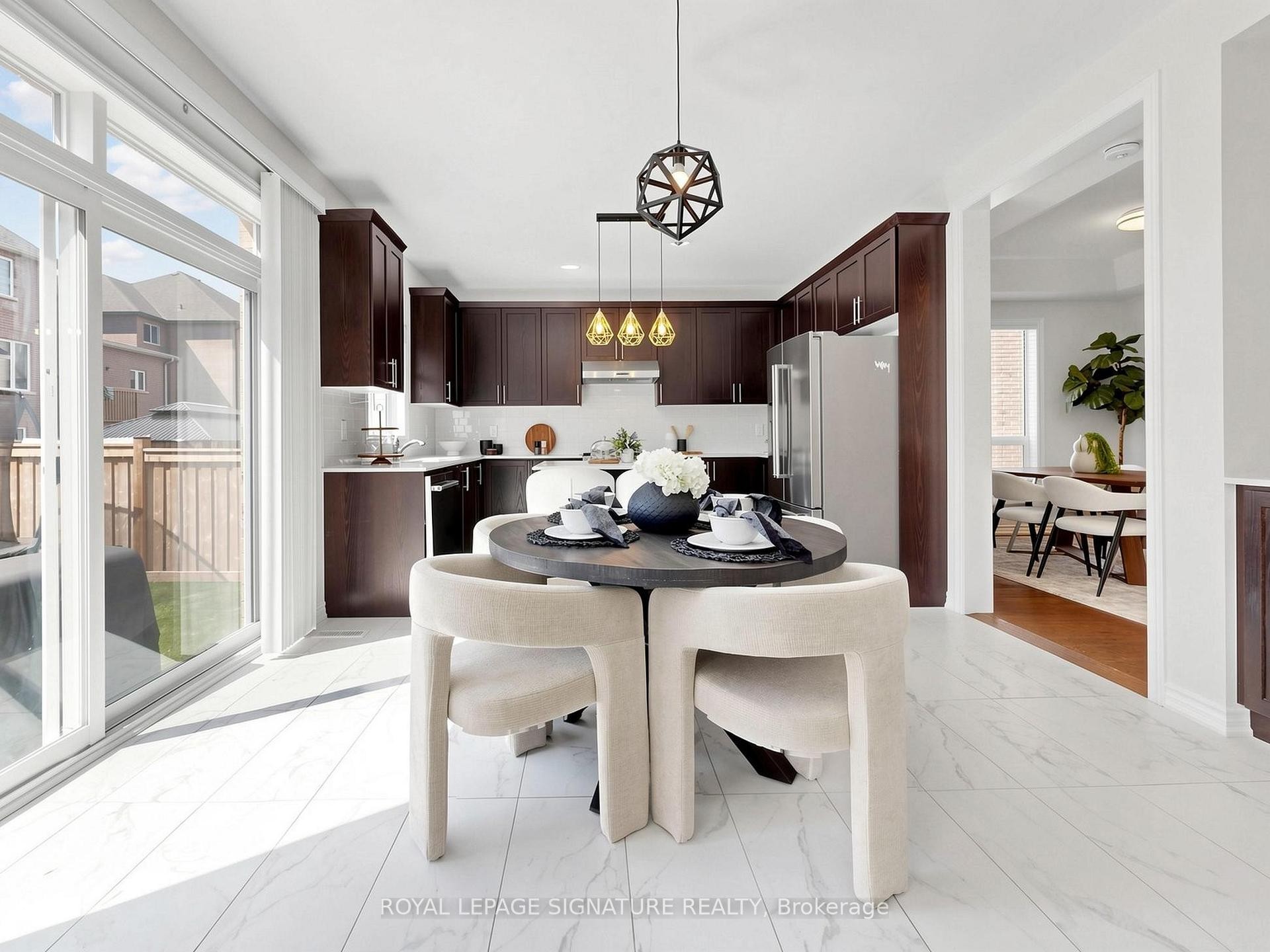 









7


Kingknoll

Crescent,
Georgina,




ON
L4P 0H6

