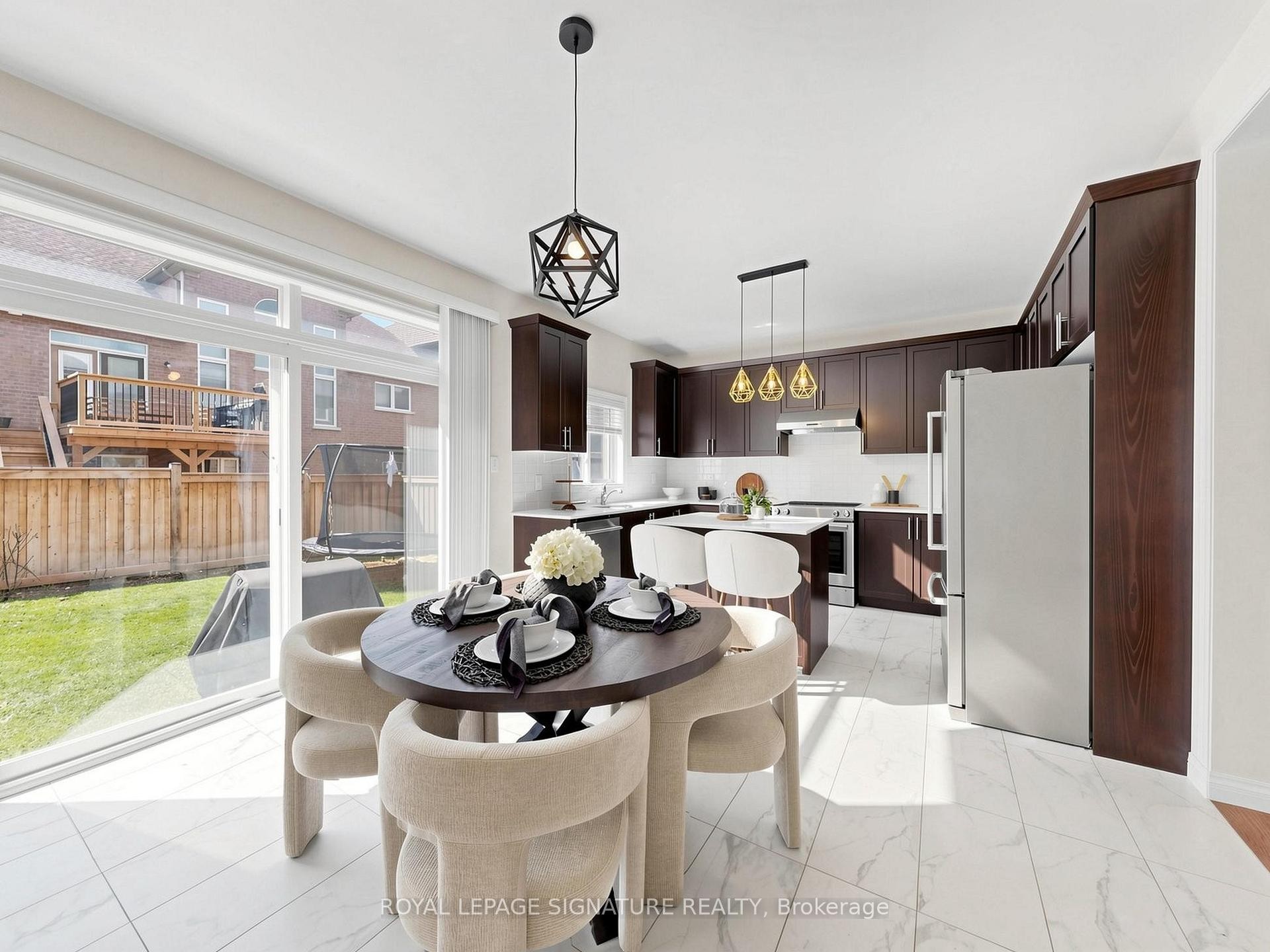 









7


Kingknoll

Crescent,
Georgina,




ON
L4P 0H6

