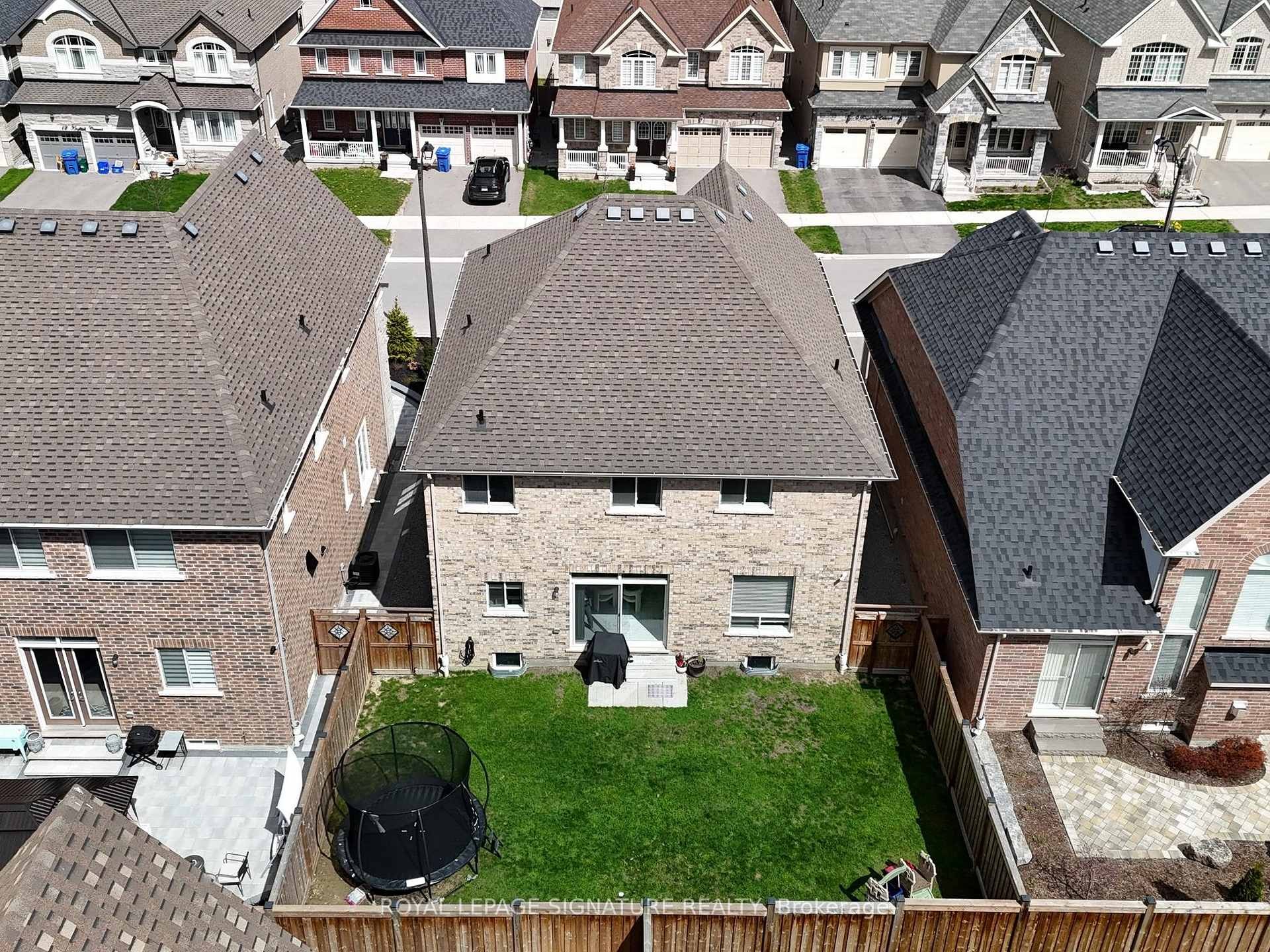 









7


Kingknoll

Crescent,
Georgina,




ON
L4P 0H6

