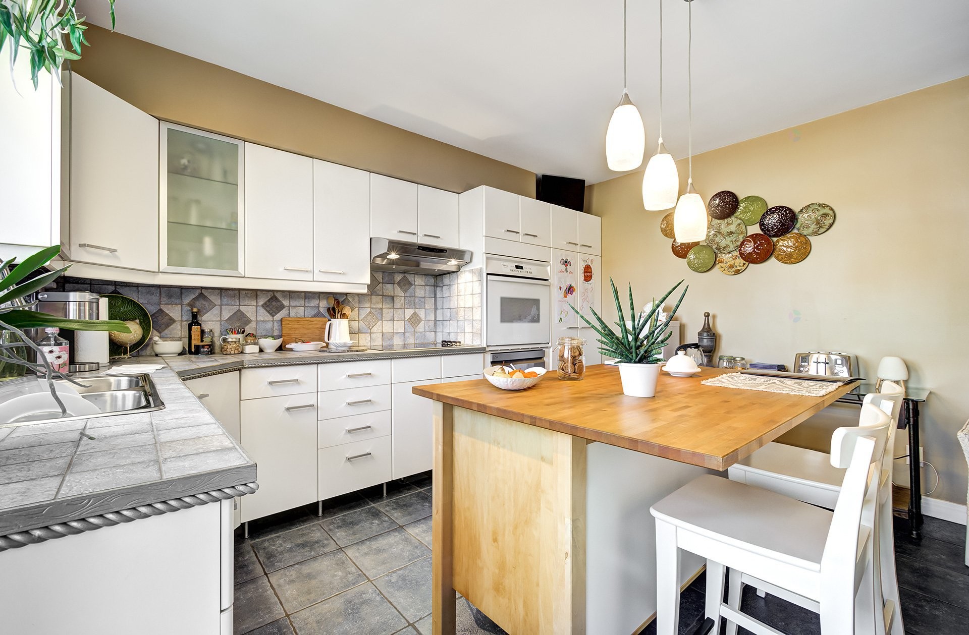 









2525

 - 2529


Rue Du Quesne

,
Montréal (Mercier/Hochelaga-Maisonneuve),




QC
H1N2W9

