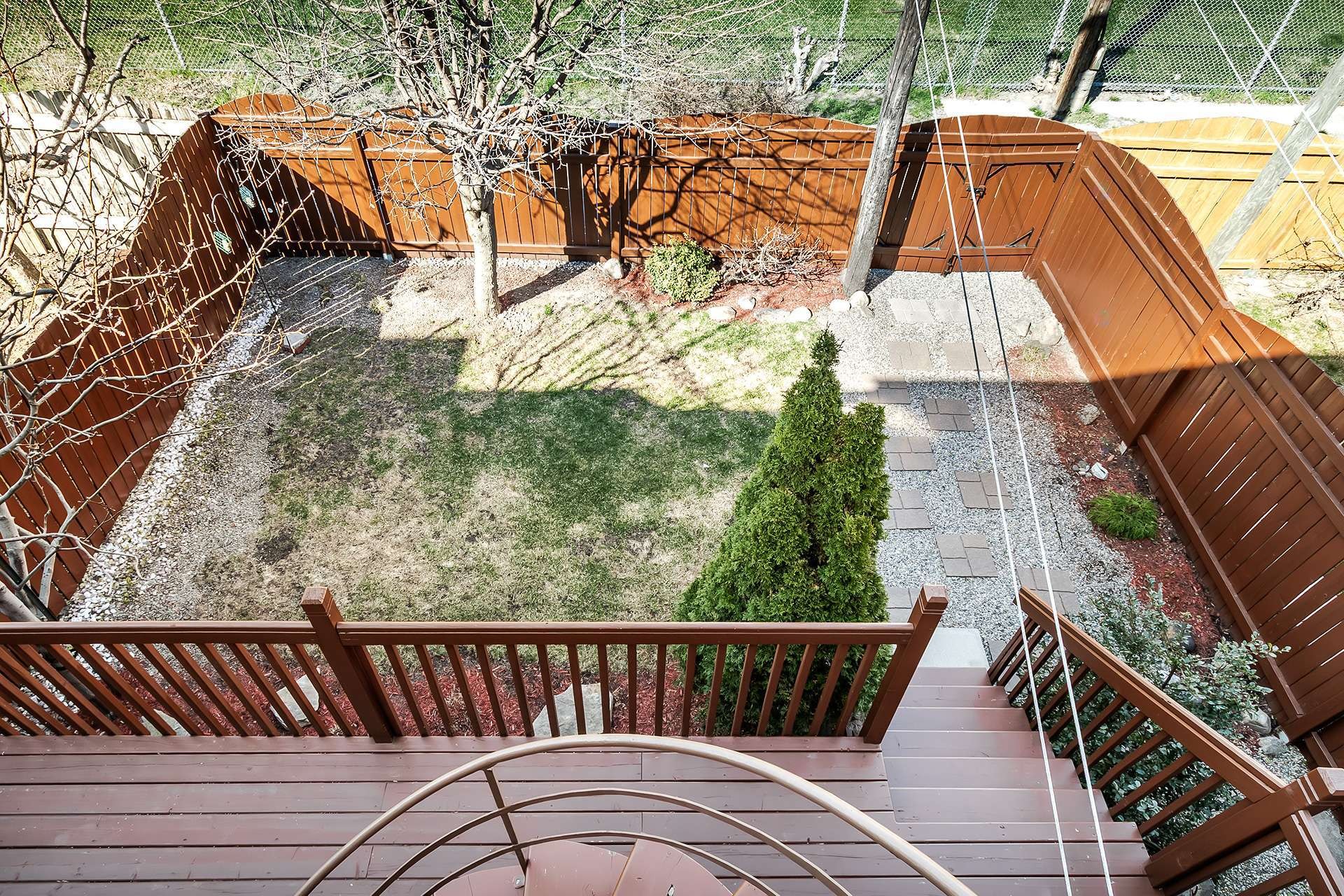 









2525

 - 2529


Rue Du Quesne

,
Montréal (Mercier/Hochelaga-Maisonneuve),




QC
H1N2W9

