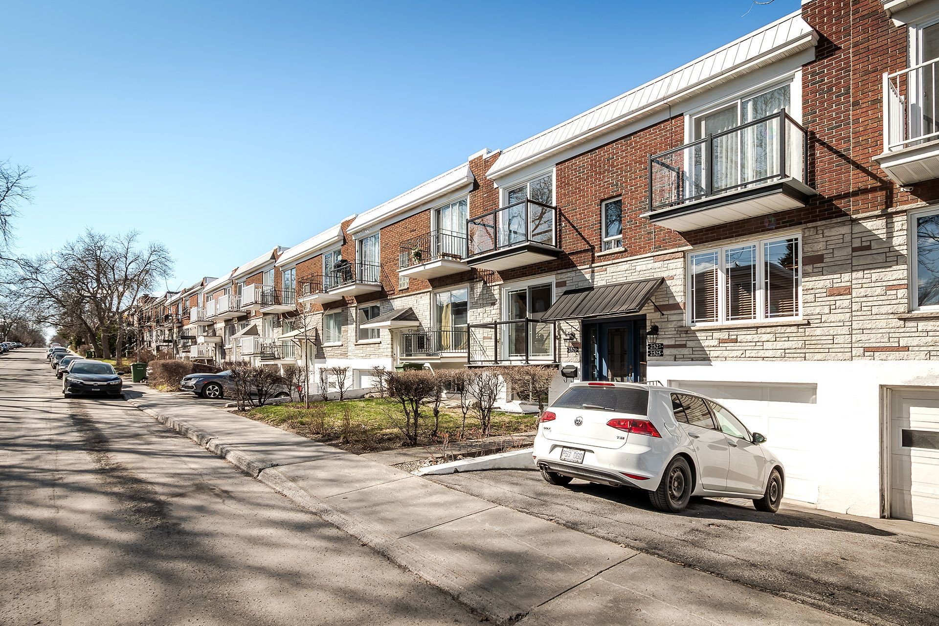 









2525

 - 2529


Rue Du Quesne

,
Montréal (Mercier/Hochelaga-Maisonneuve),




QC
H1N2W9

