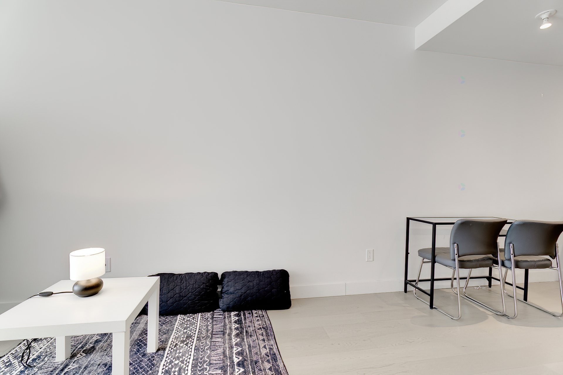 









1400


Boul. René-Lévesque O.

, 313B,
Montréal (Ville-Marie),




QC
H3G1T6

