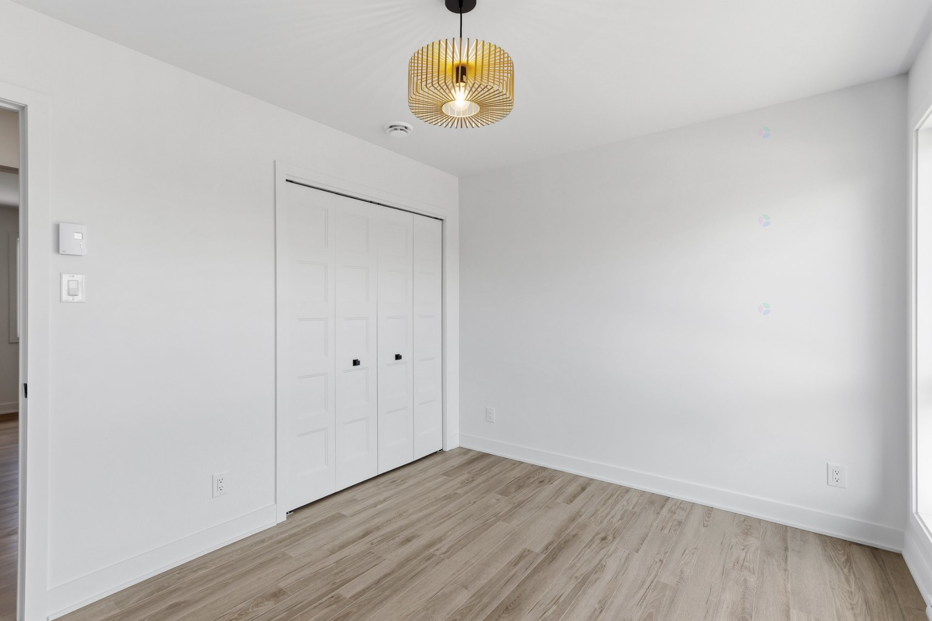 









6


20e Avenue

,
Beauharnois,




QC
J6N0E7

