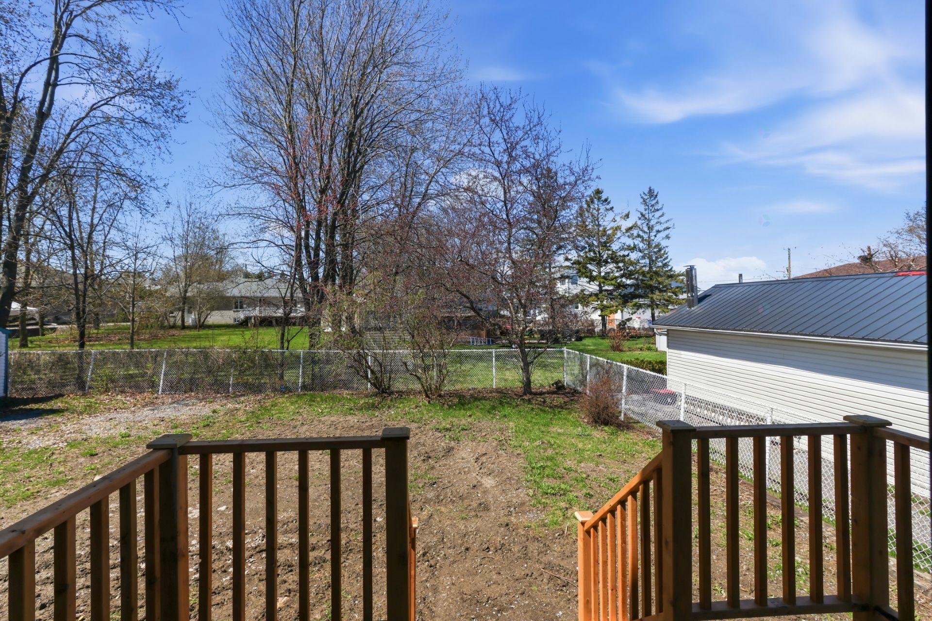 









6


20e Avenue

,
Beauharnois,




QC
J6N0E7

