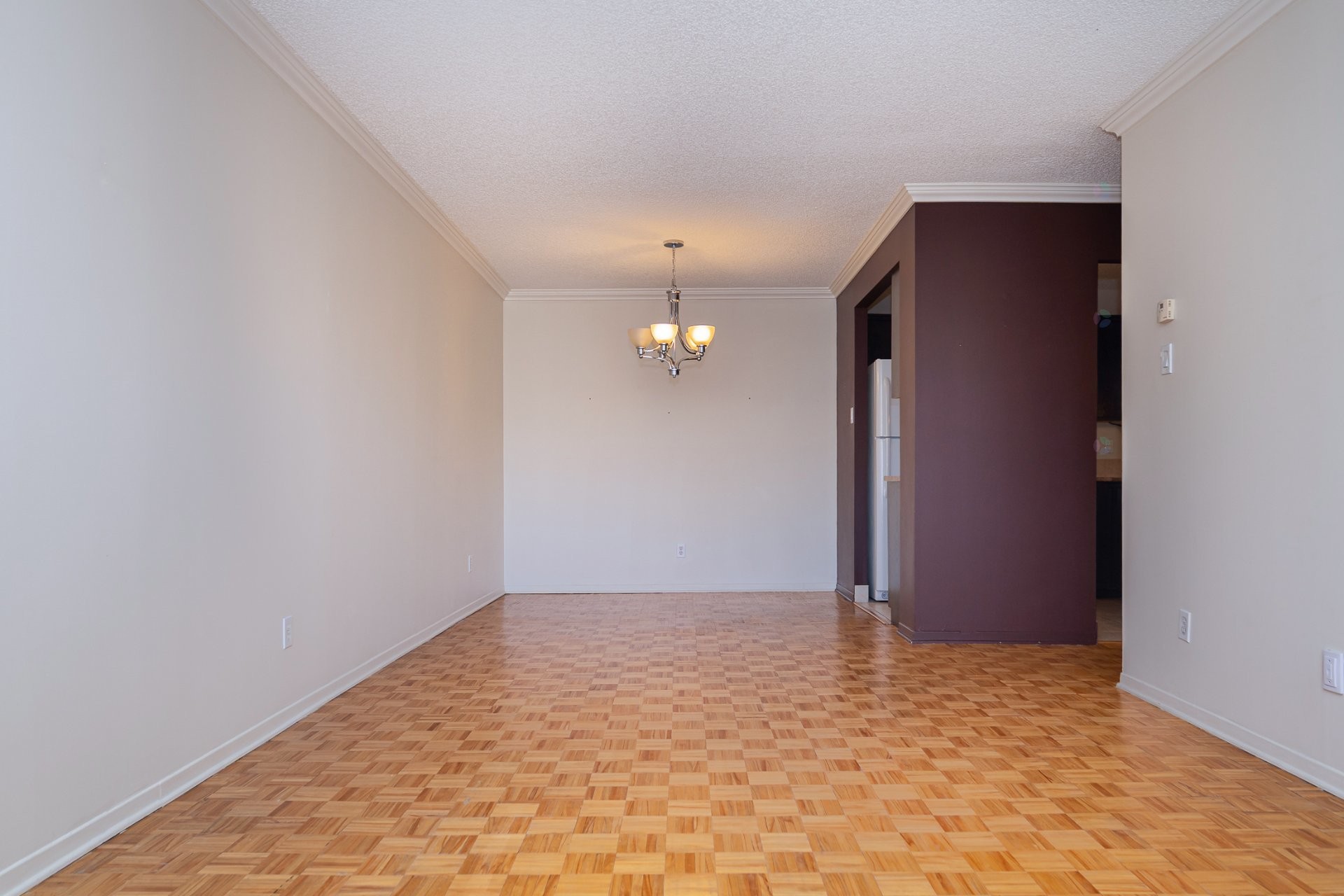 









4580


Prom. Paton

, 504,
Laval (Chomedey),




QC
H7W4V4

