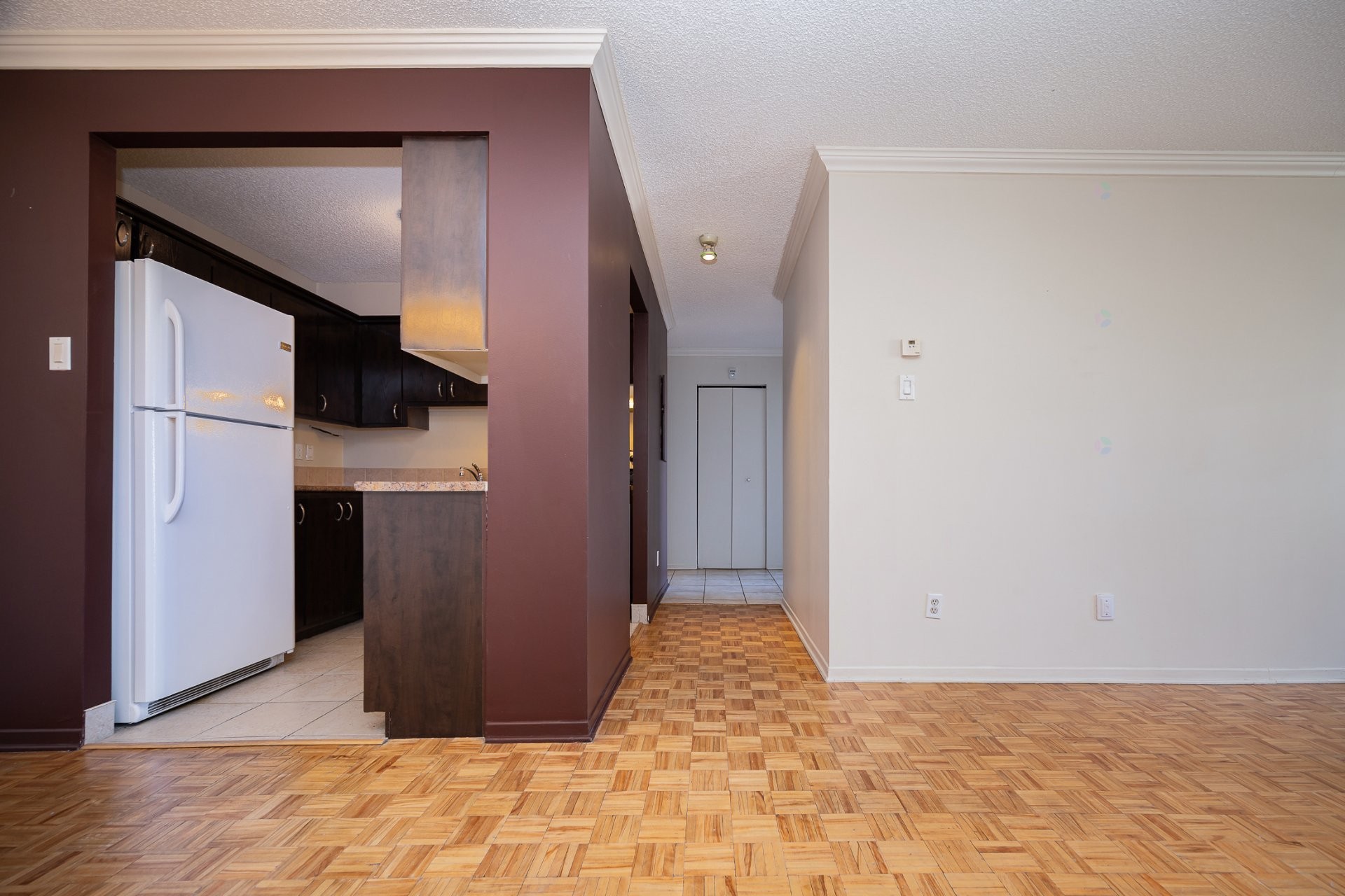 









4580


Prom. Paton

, 504,
Laval (Chomedey),




QC
H7W4V4

