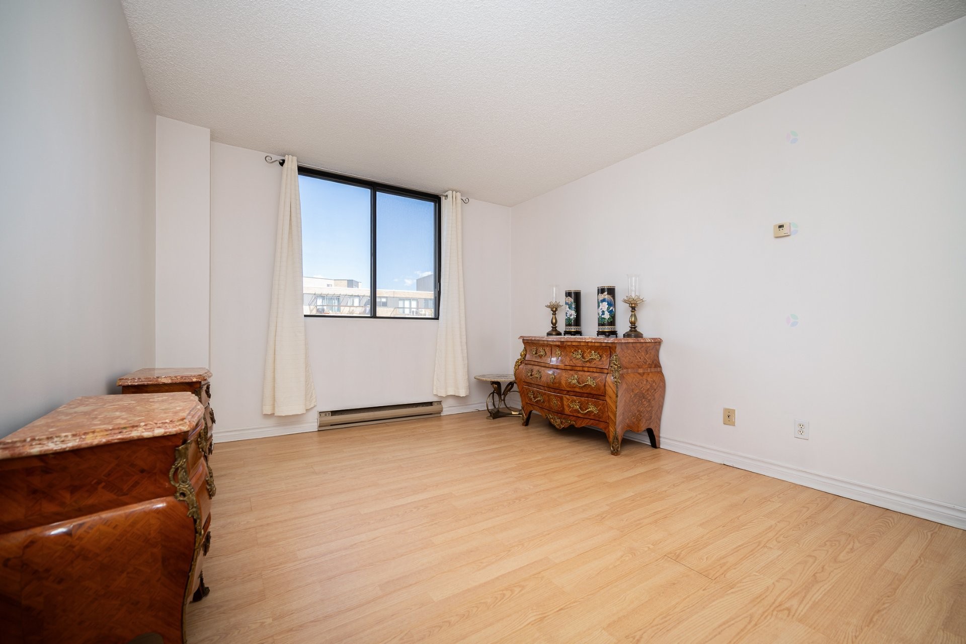 









4580


Prom. Paton

, 504,
Laval (Chomedey),




QC
H7W4V4

