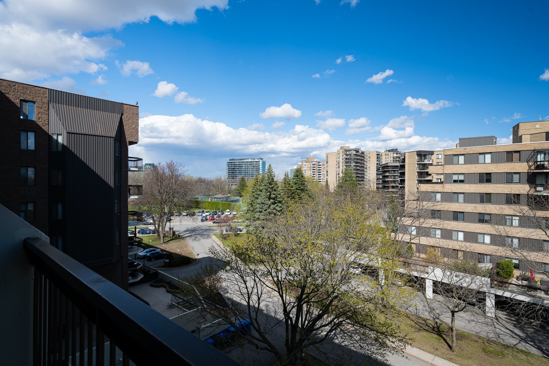 









4580


Prom. Paton

, 504,
Laval (Chomedey),




QC
H7W4V4

