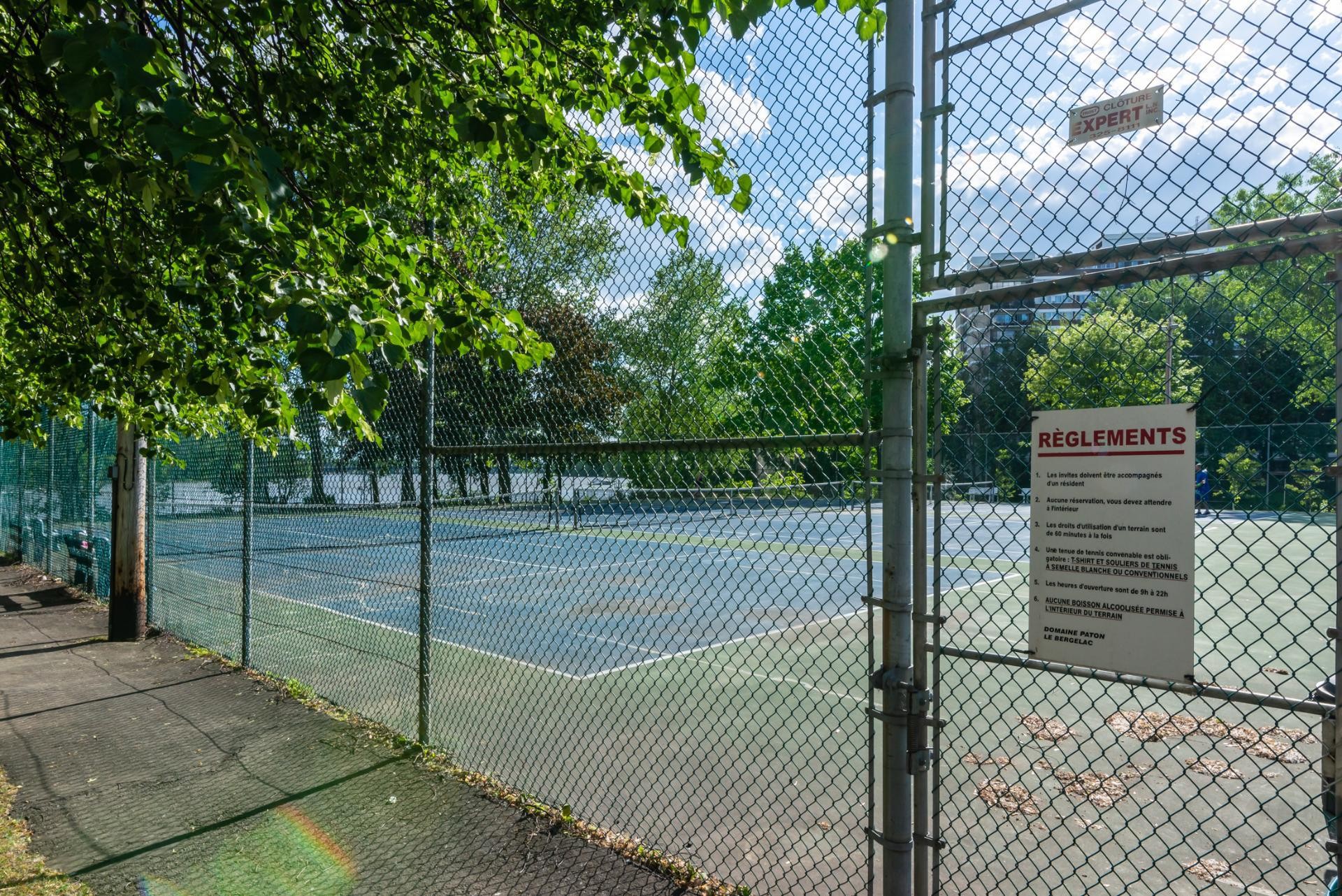 









4580


Prom. Paton

, 504,
Laval (Chomedey),




QC
H7W4V4

