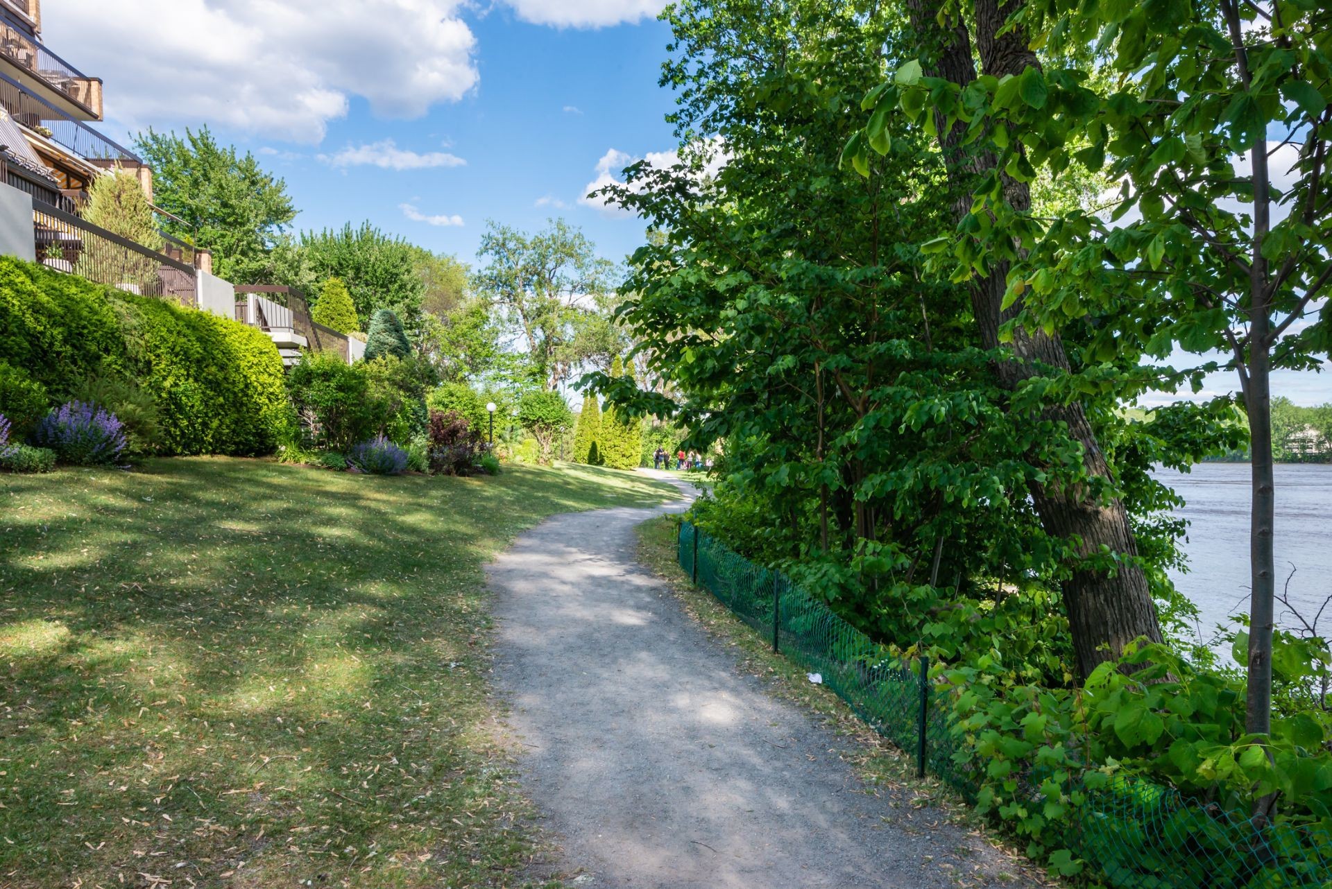 









4580


Prom. Paton

, 504,
Laval (Chomedey),




QC
H7W4V4

