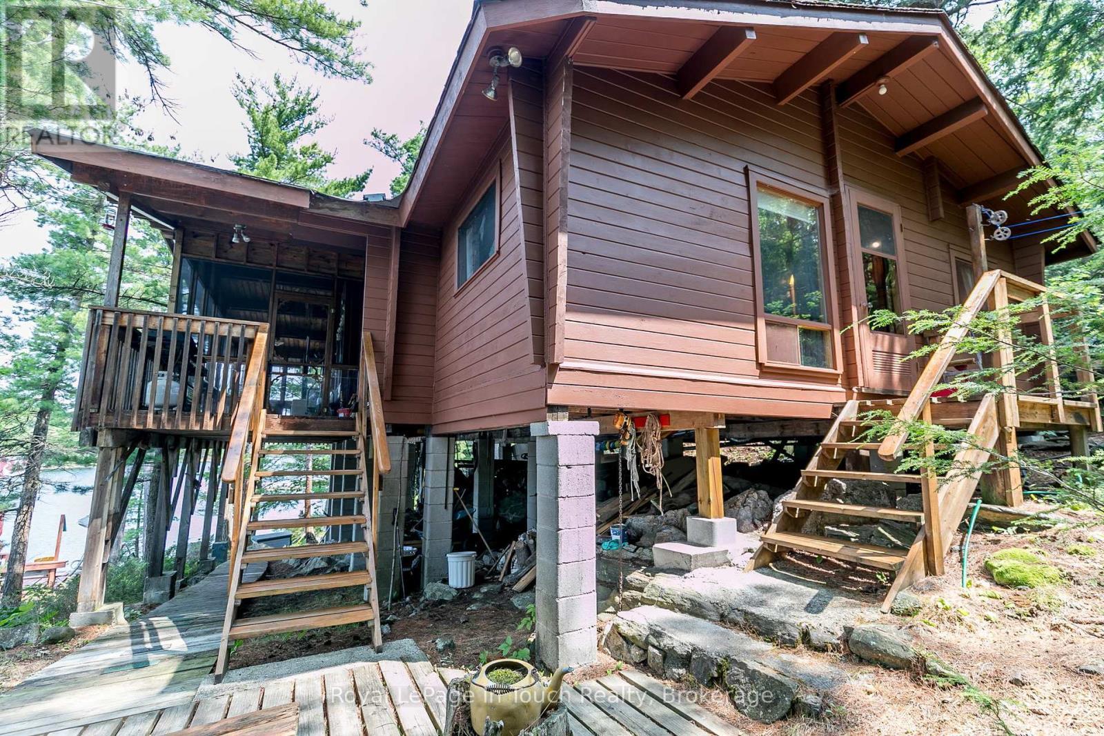 












B207-7 WAHSOUNE ISLAND

,
The Archipelago (Archipelago South),




Ontario
P2A0B7


