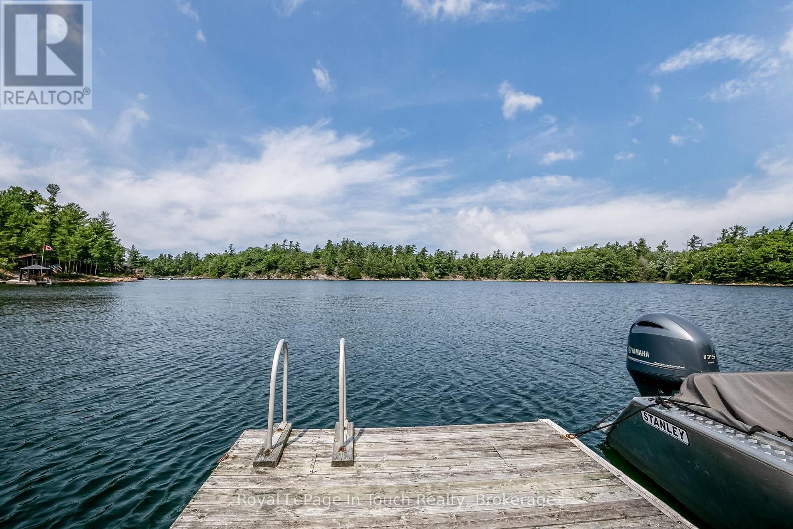 












B207-7 WAHSOUNE ISLAND

,
The Archipelago (Archipelago South),




Ontario
P2A0B7

