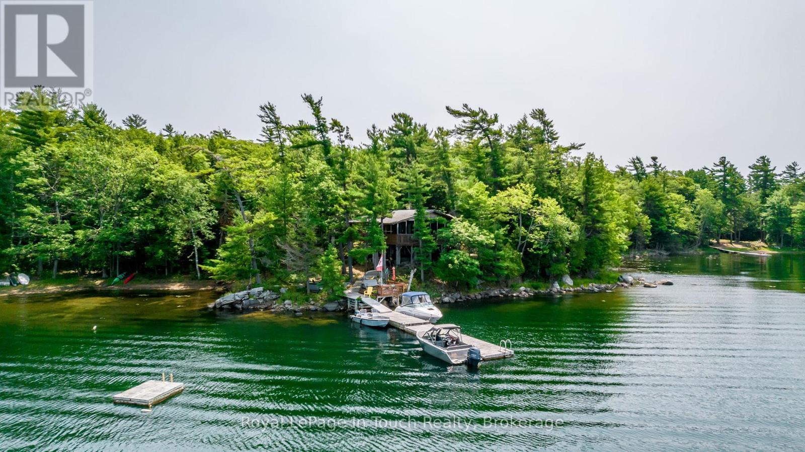 












B207-7 WAHSOUNE ISLAND

,
The Archipelago (Archipelago South),




Ontario
P2A0B7

