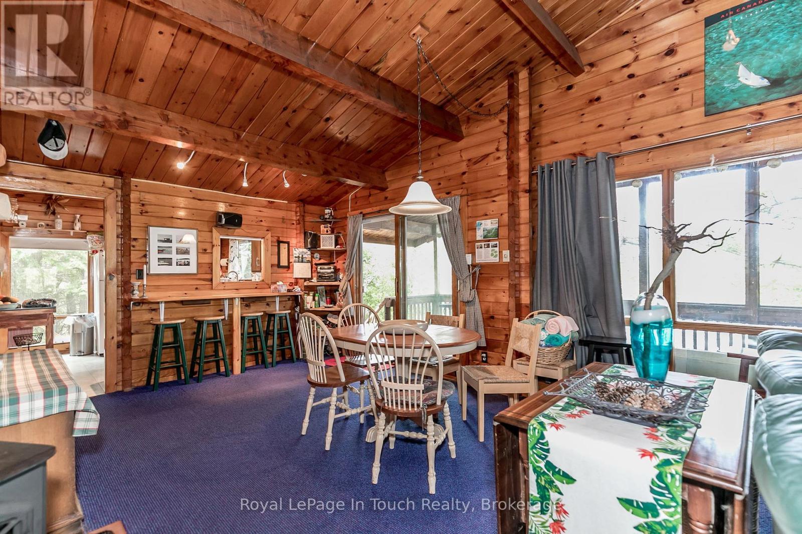 












B207-7 WAHSOUNE ISLAND

,
The Archipelago (Archipelago South),




Ontario
P2A0B7

