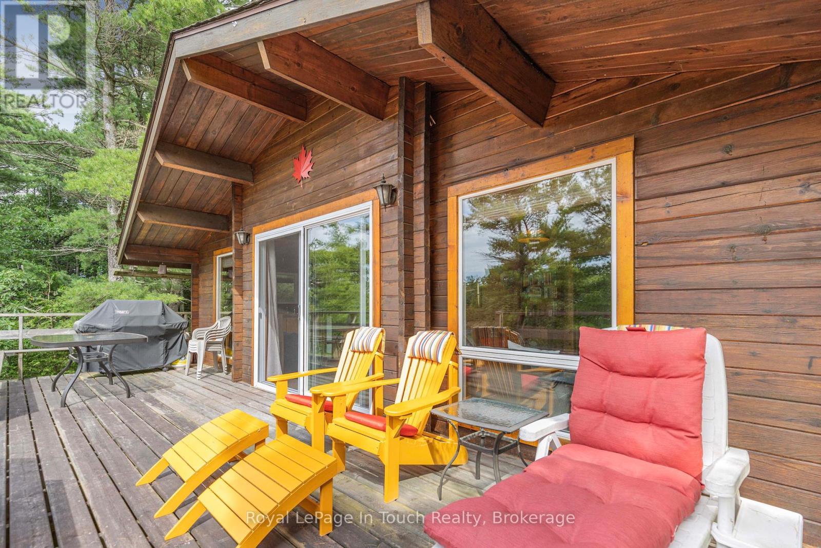 












B207-10 WAHSOUNE ISLAND

,
The Archipelago (Archipelago South),




Ontario
P2A1T4

