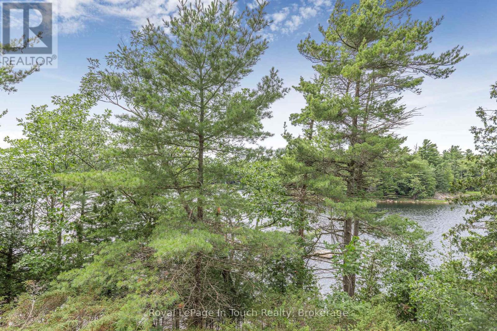 












B207-10 WAHSOUNE ISLAND

,
The Archipelago (Archipelago South),




Ontario
P2A1T4

