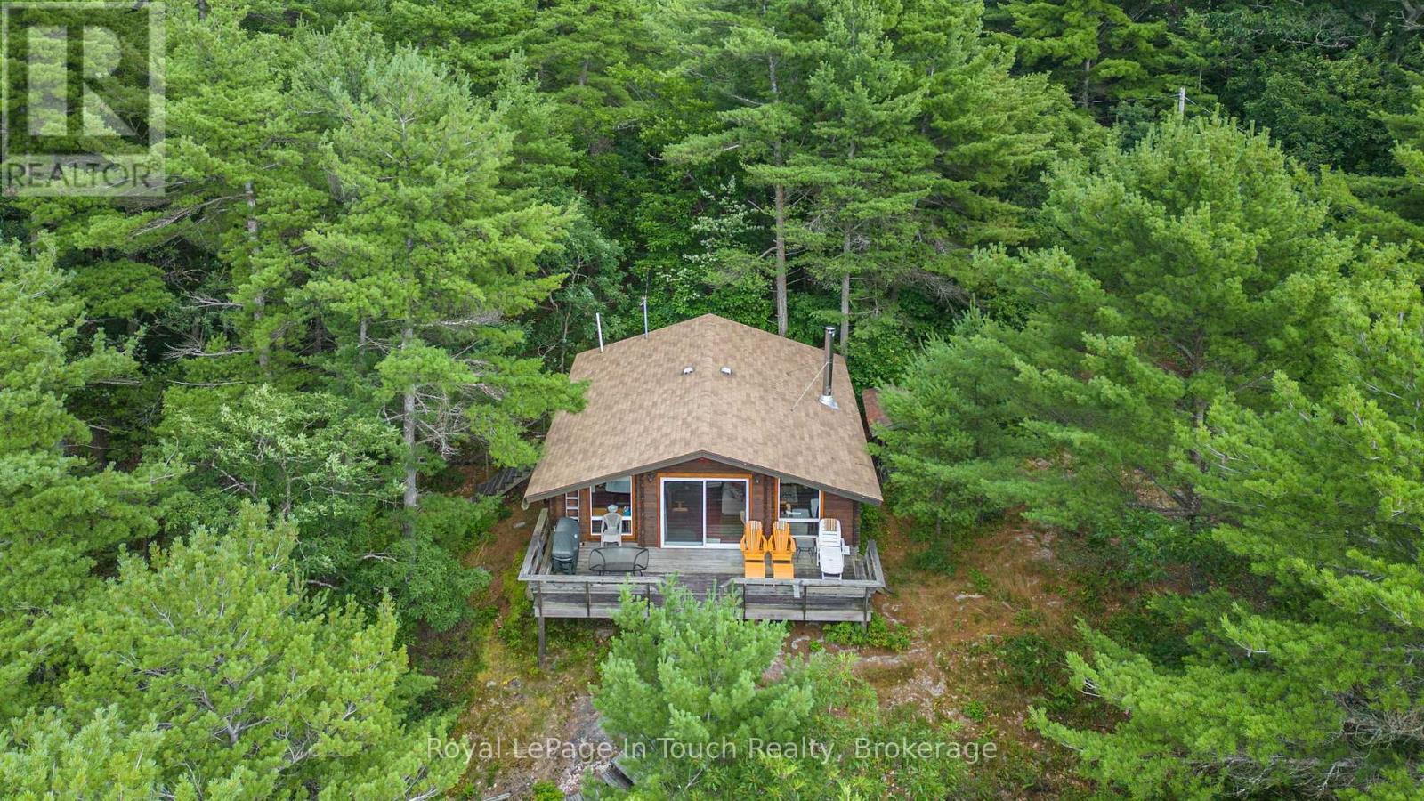 












B207-10 WAHSOUNE ISLAND

,
The Archipelago (Archipelago South),




Ontario
P2A1T4

