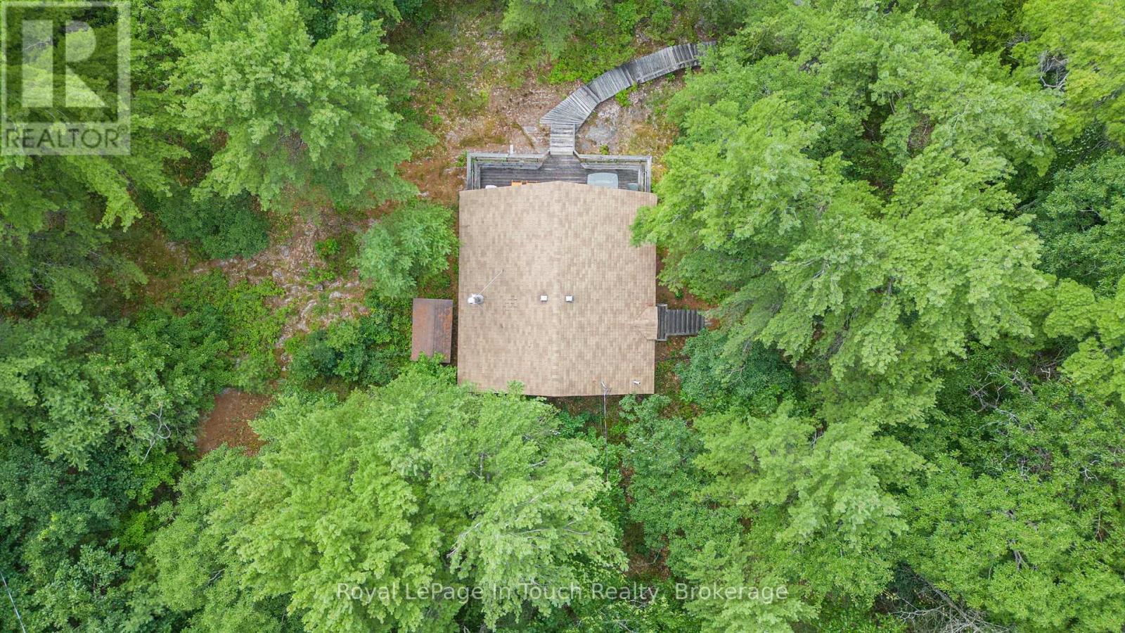 












B207-10 WAHSOUNE ISLAND

,
The Archipelago (Archipelago South),




Ontario
P2A1T4

