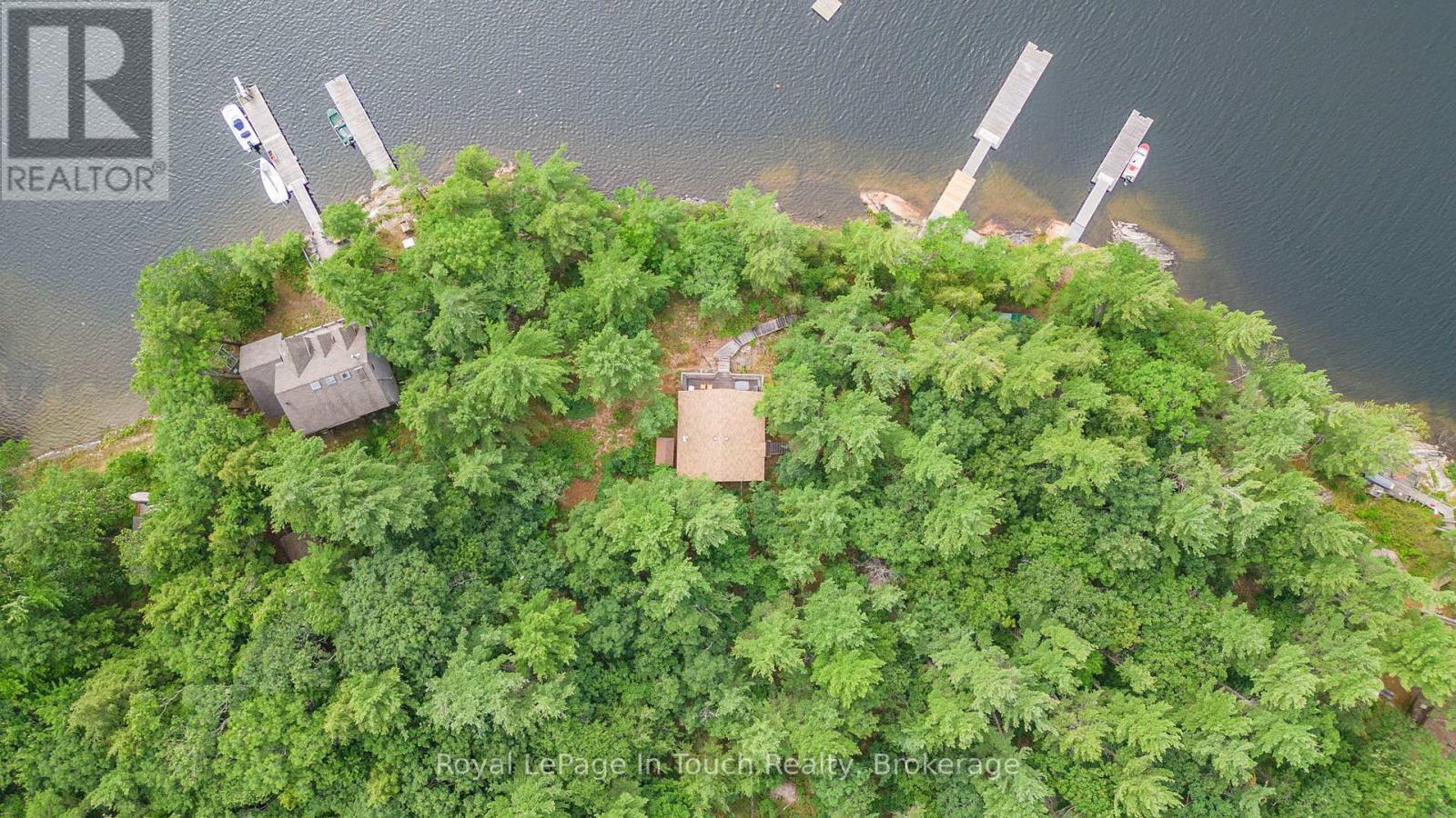 












B207-10 WAHSOUNE ISLAND

,
The Archipelago (Archipelago South),




Ontario
P2A1T4

