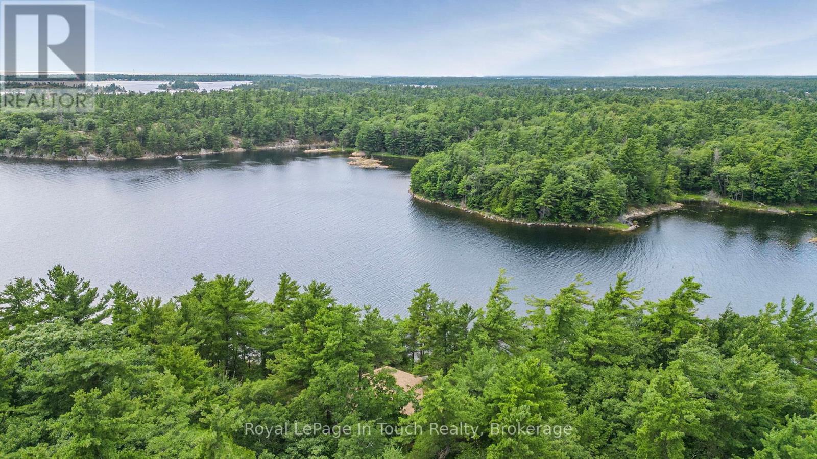 












B207-10 WAHSOUNE ISLAND

,
The Archipelago (Archipelago South),




Ontario
P2A1T4

