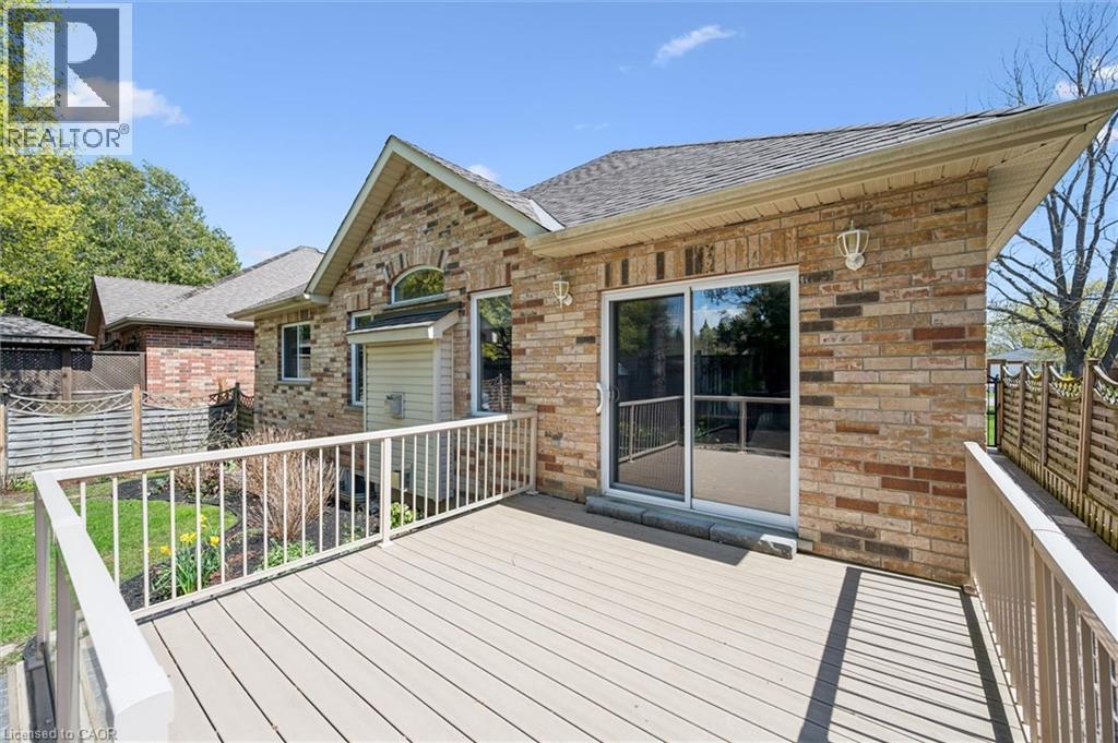 












60A EASTVIEW Road

,
Guelph,




Ontario
N1E1Z6

