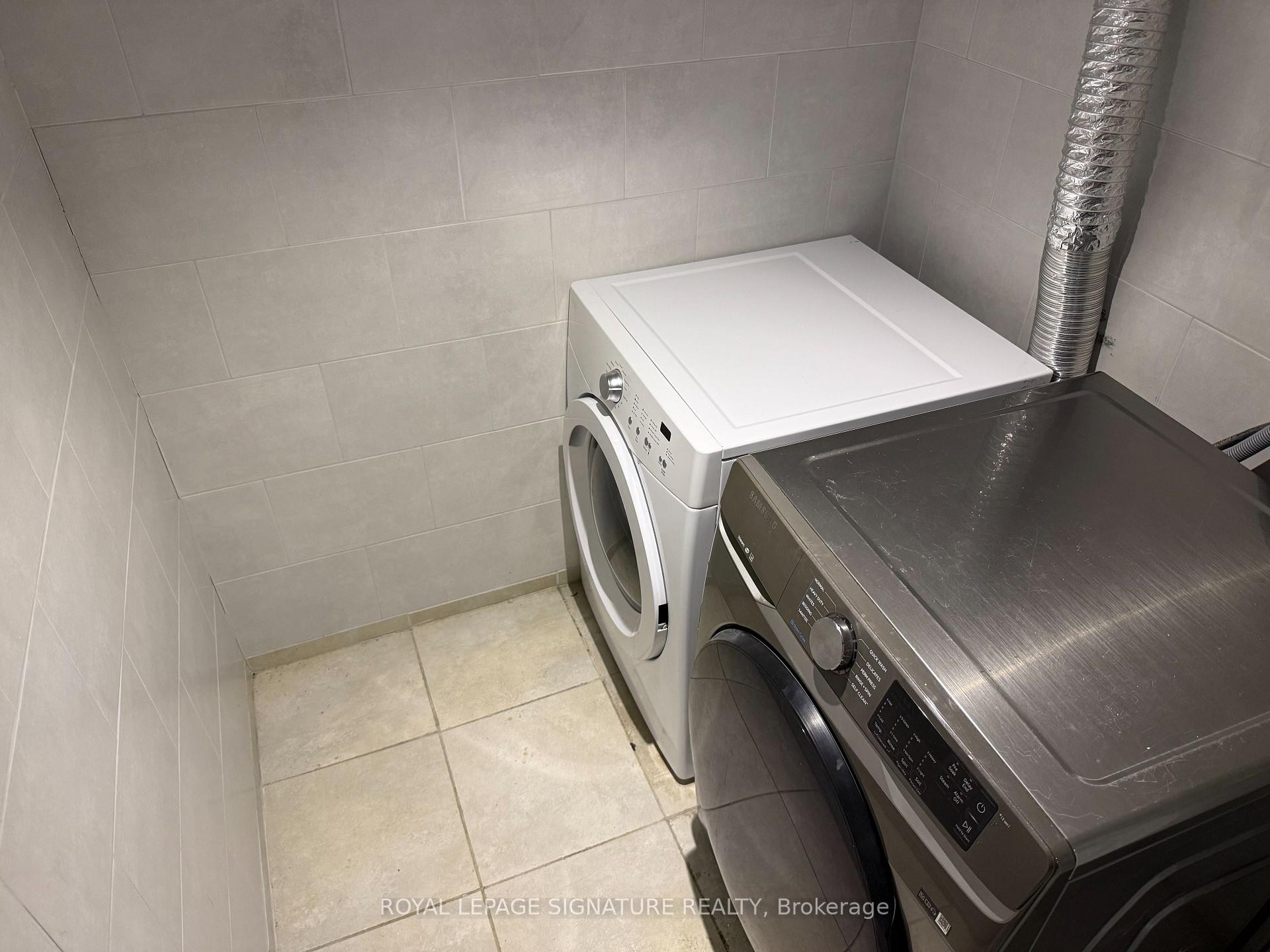 









218


Via Campanile

Road, Basement,
Vaughan,




ON
L4H 3J8

