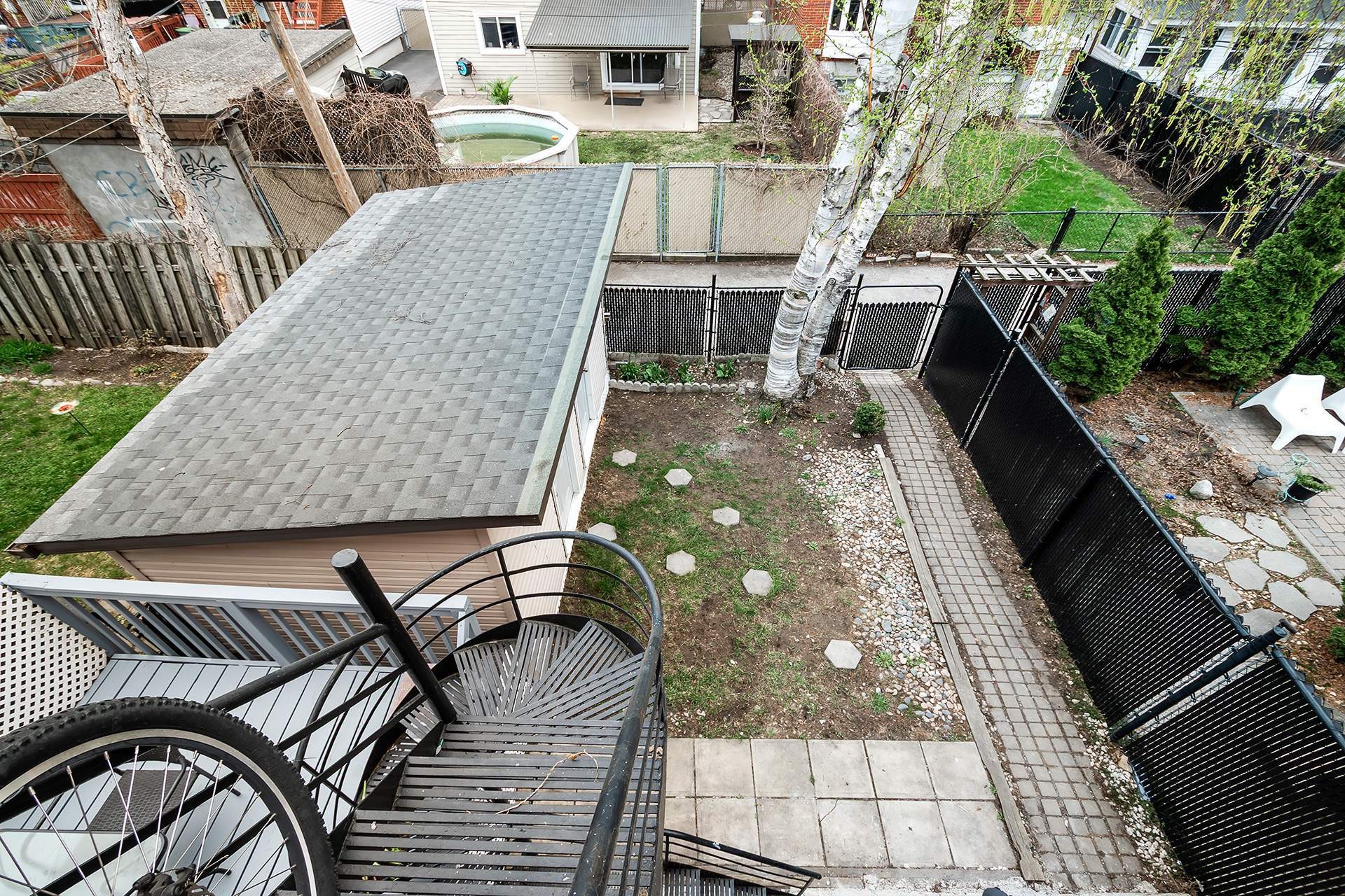 









7030

 - 7032


Rue Lacroix

,
Montréal (Le Sud-Ouest),




QC
H4E2V3

