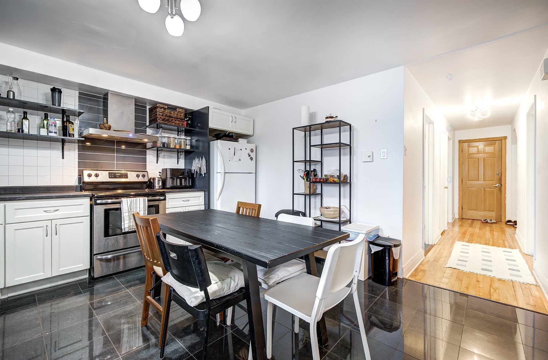 









7030

 - 7032


Rue Lacroix

,
Montréal (Le Sud-Ouest),




QC
H4E2V3

