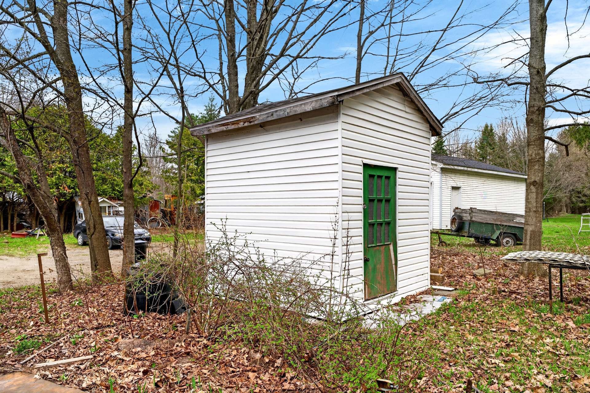 









2102


Ch. de Way's Mills

,
Barnston-Ouest,




QC
J0B1C0

