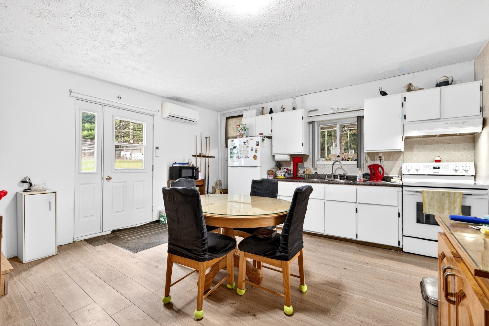 









2102


Ch. de Way's Mills

,
Barnston-Ouest,




QC
J0B1C0

