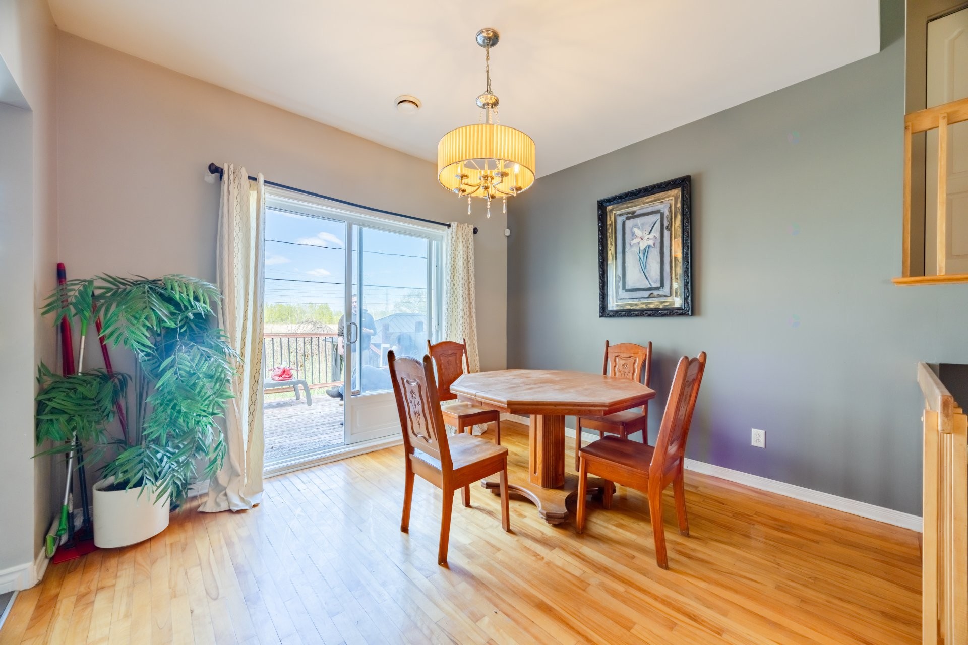 









55


Rue Picasso

,
La Prairie,




QC
J5R6M9

