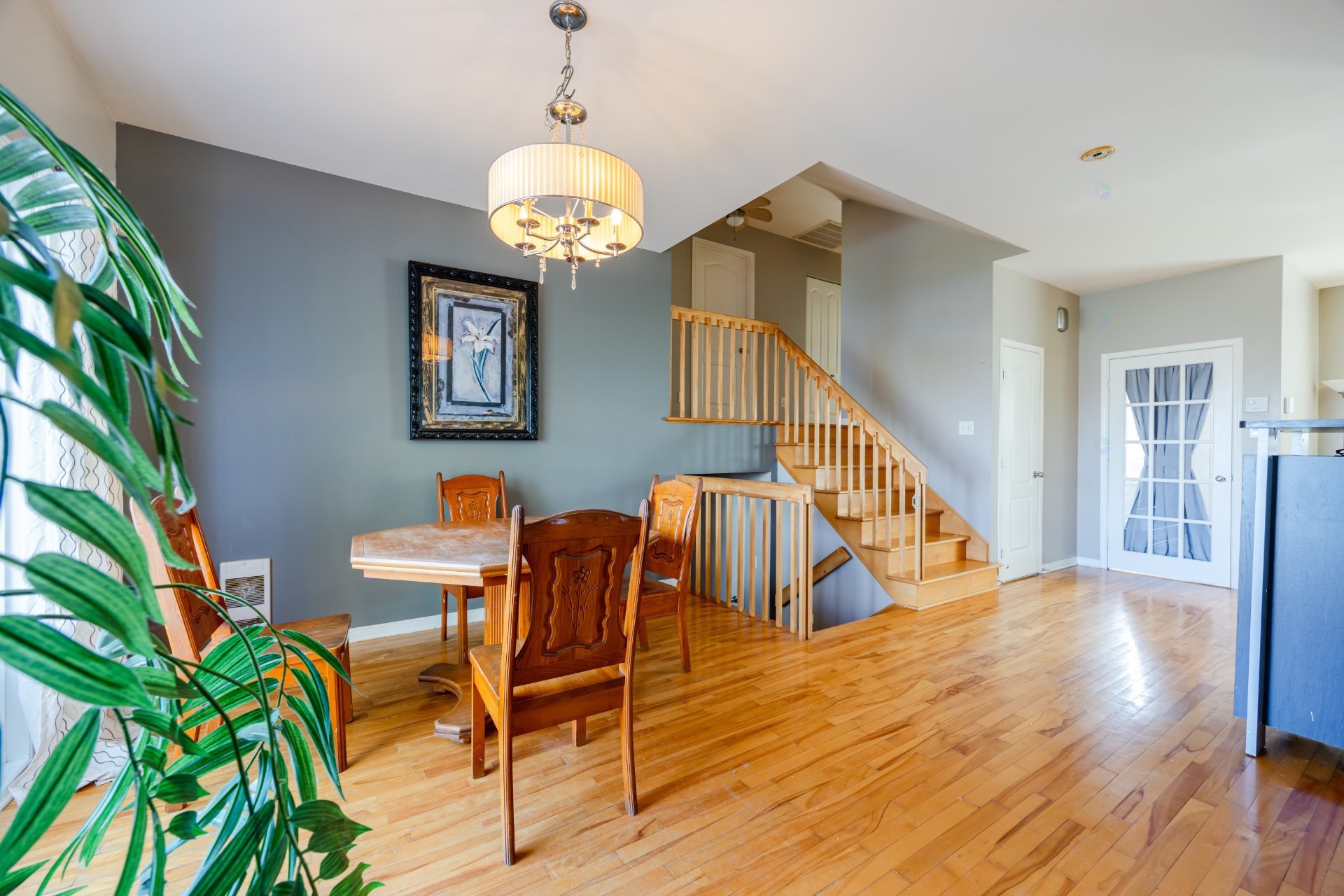 









55


Rue Picasso

,
La Prairie,




QC
J5R6M9

