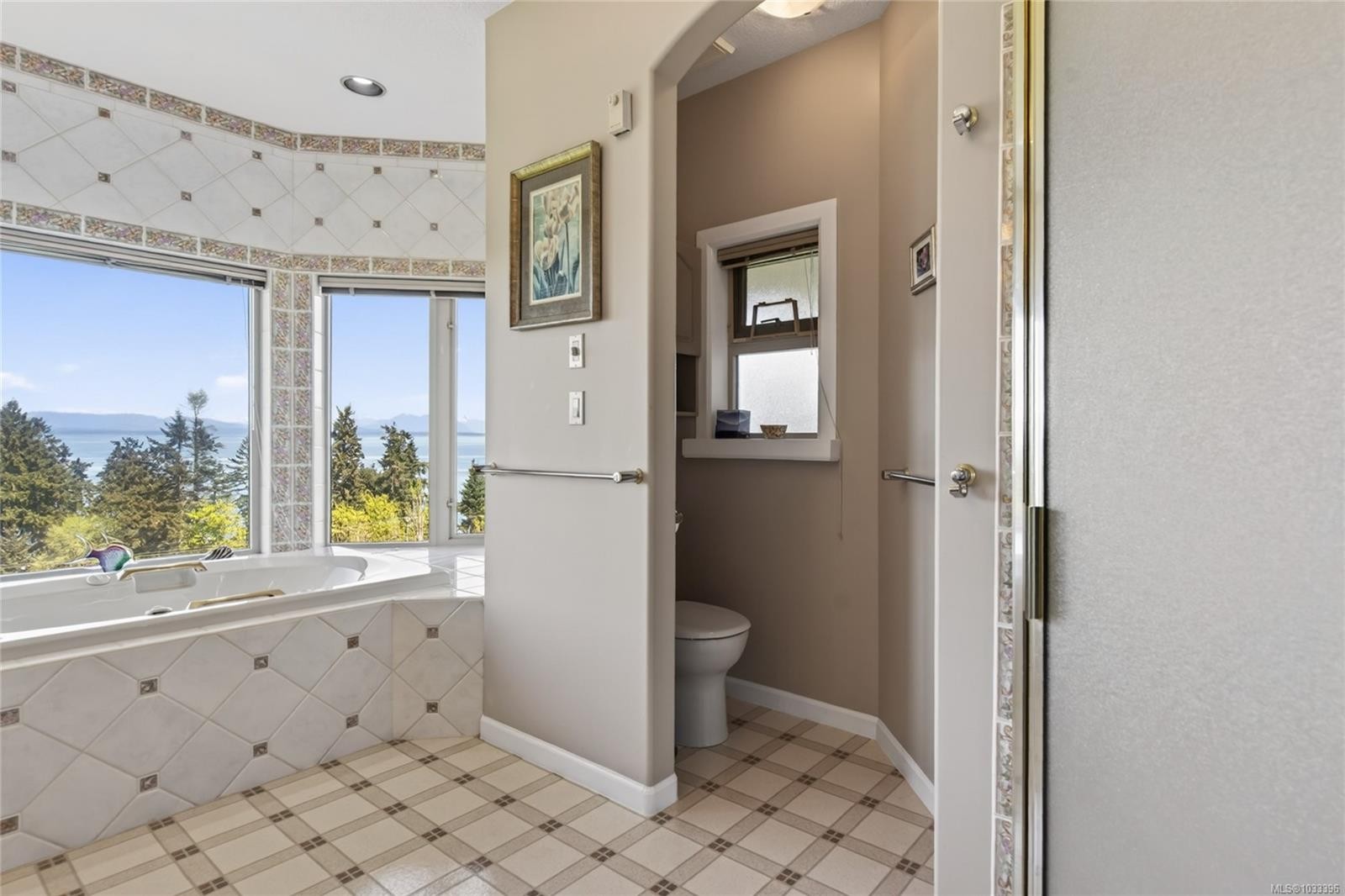 









4048


Severn

Rd,
Campbell River,




BC
V9H 1N7

