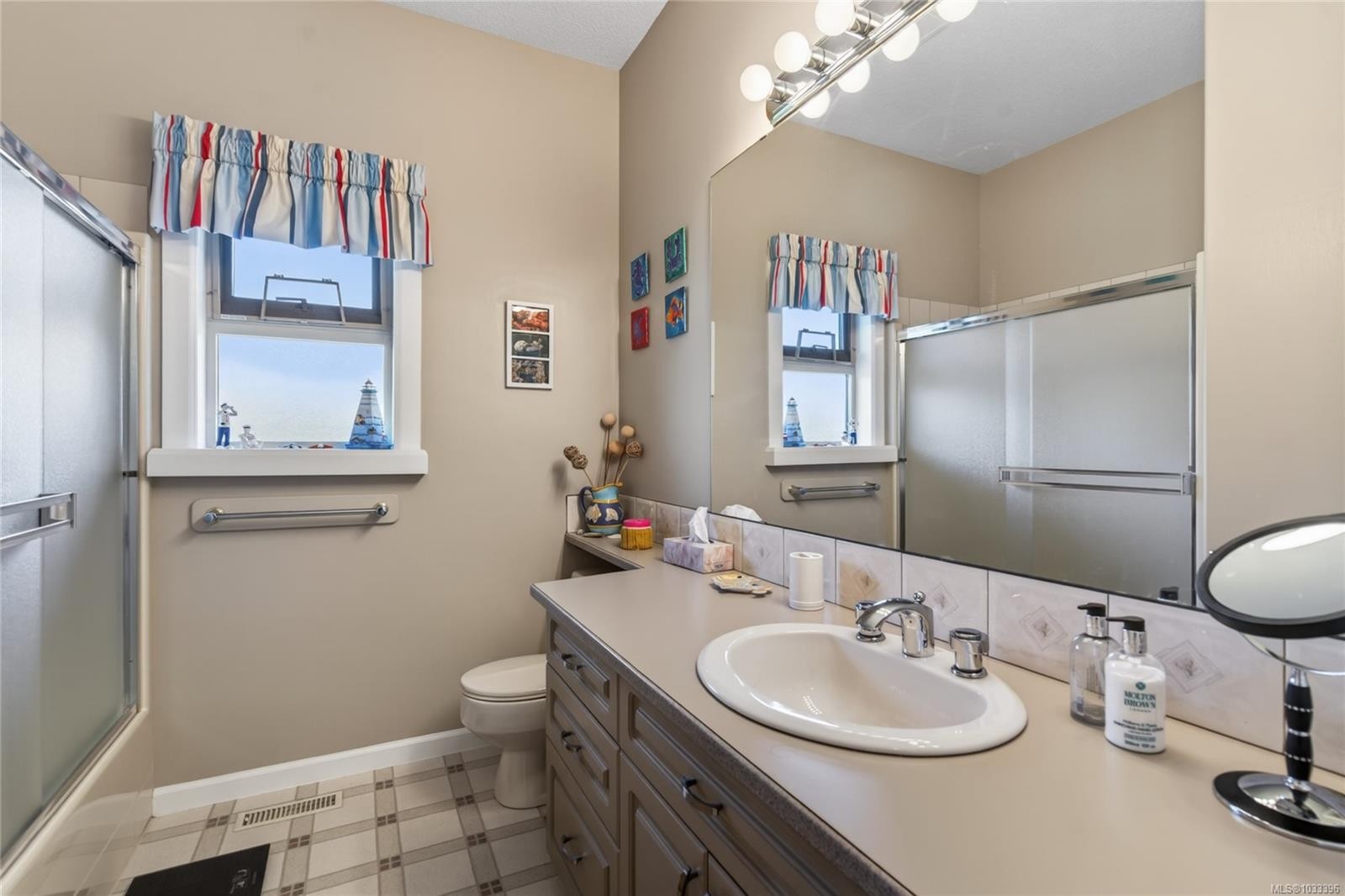 









4048


Severn

Rd,
Campbell River,




BC
V9H 1N7

