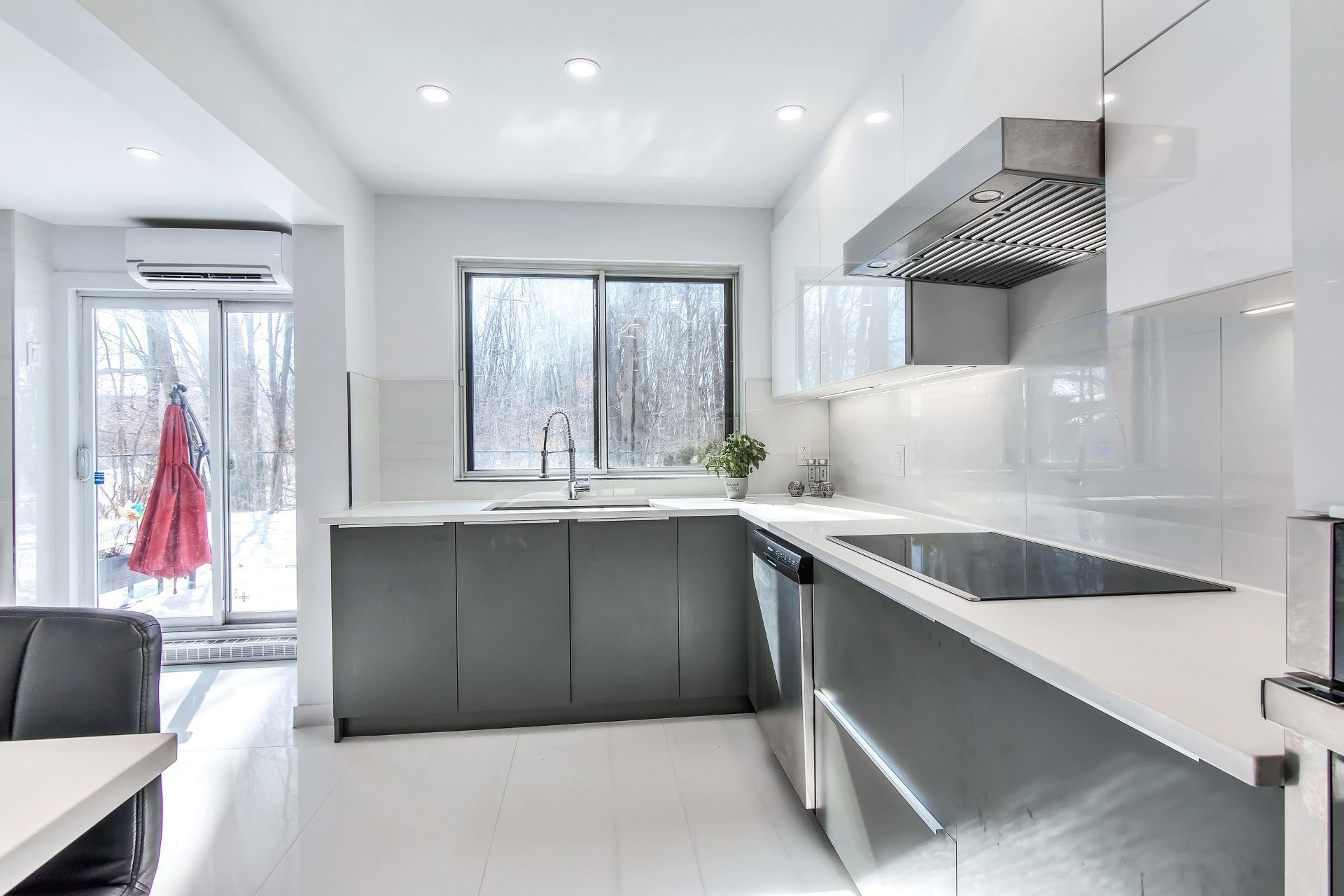 









6794


Ch. Louis-Pasteur

,
Côte-Saint-Luc,




QC
H4W2X2

