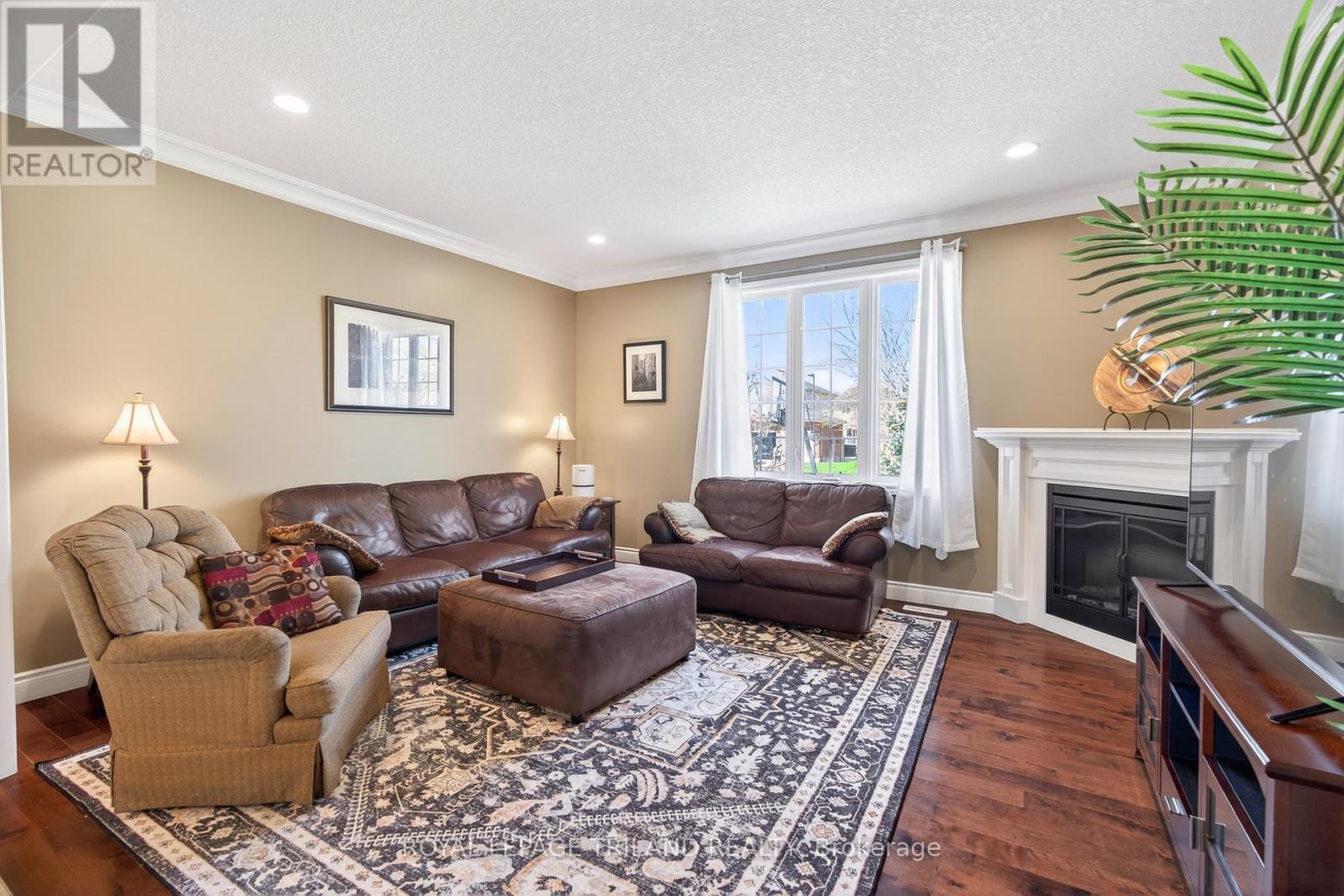 












40 FIELDSTONE CRESCENT

,
Middlesex Centre (Komoka),




Ontario
N0L1R0

