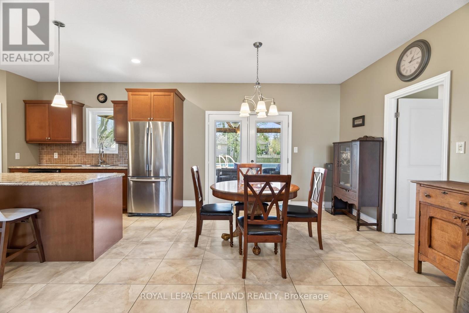 












40 FIELDSTONE CRESCENT

,
Middlesex Centre (Komoka),




Ontario
N0L1R0

