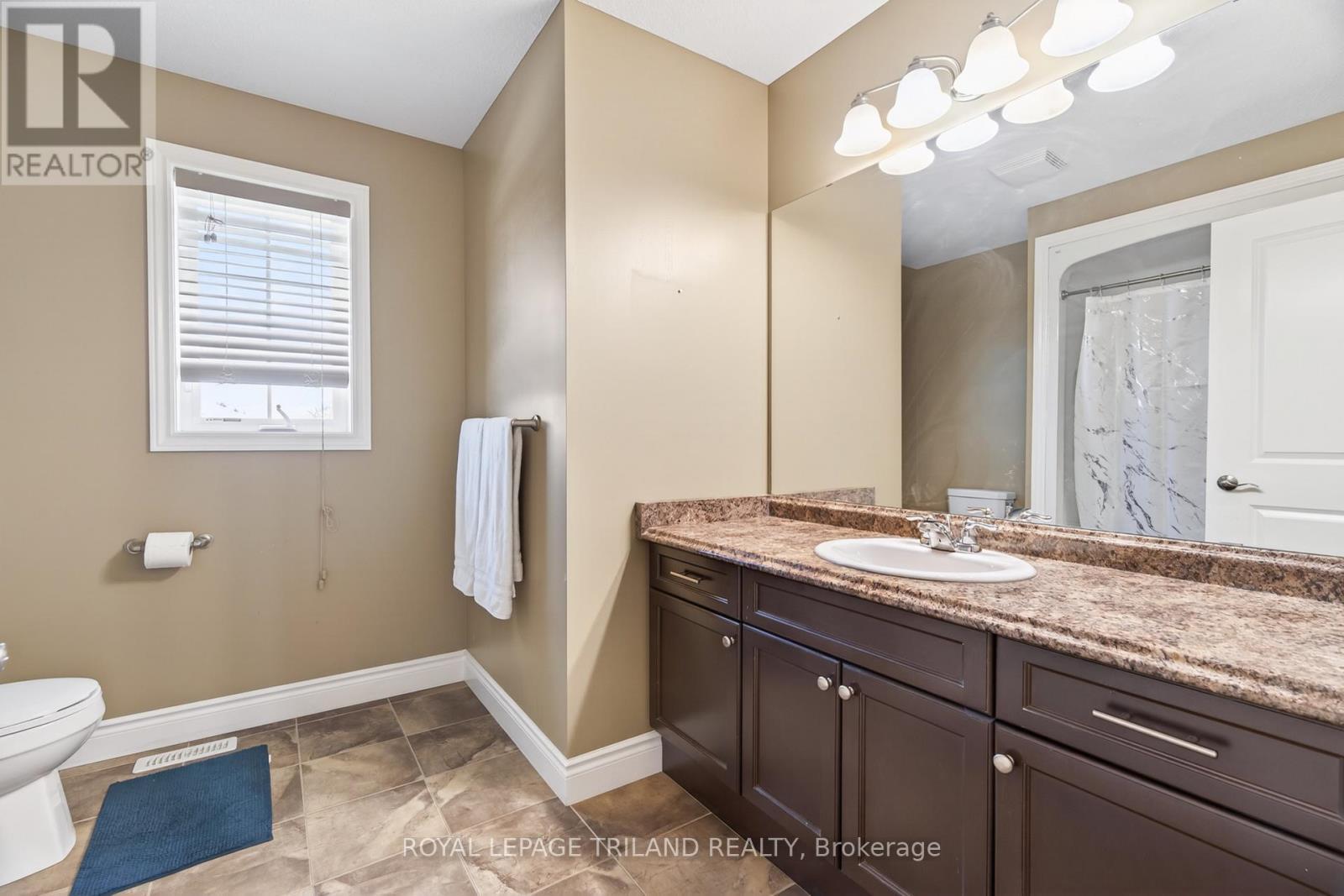 












40 FIELDSTONE CRESCENT

,
Middlesex Centre (Komoka),




Ontario
N0L1R0

