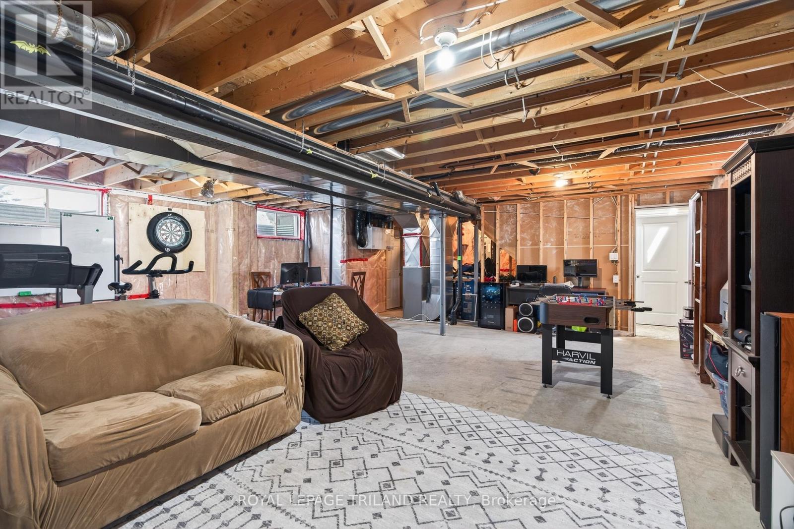 












40 FIELDSTONE CRESCENT

,
Middlesex Centre (Komoka),




Ontario
N0L1R0

