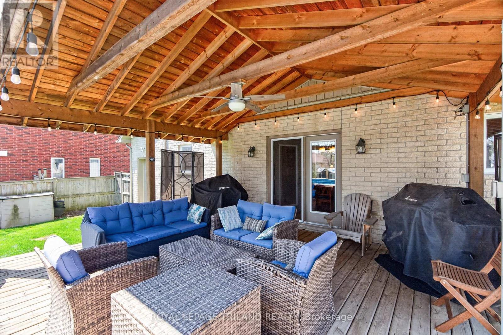 












40 FIELDSTONE CRESCENT

,
Middlesex Centre (Komoka),




Ontario
N0L1R0

